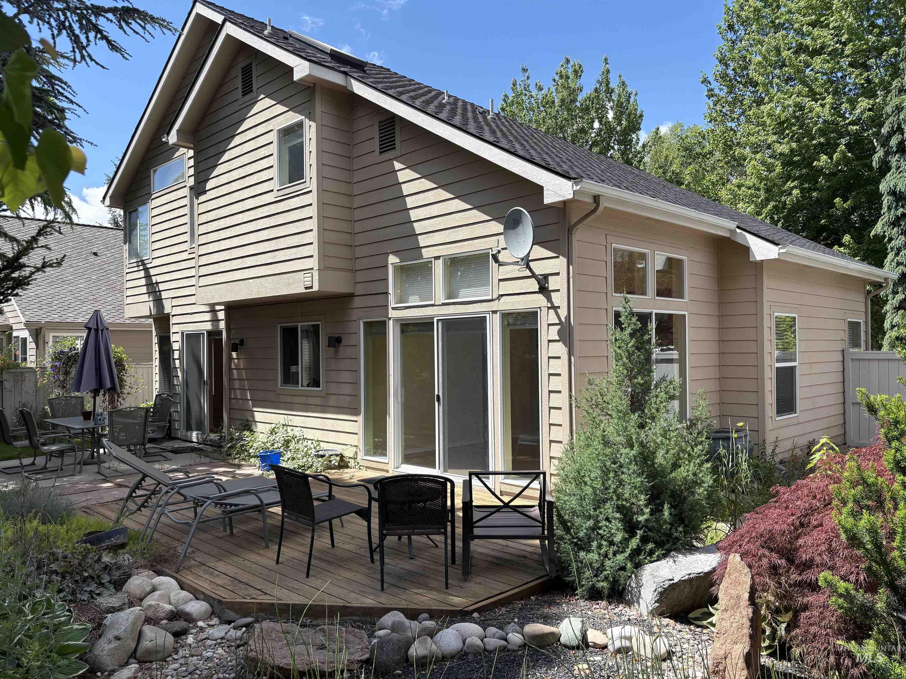 5400 Riffle, Boise, Idaho 83714, 3 Bedrooms, 2.5 Bathrooms, Residential For Sale, Price $649,000, 98983268