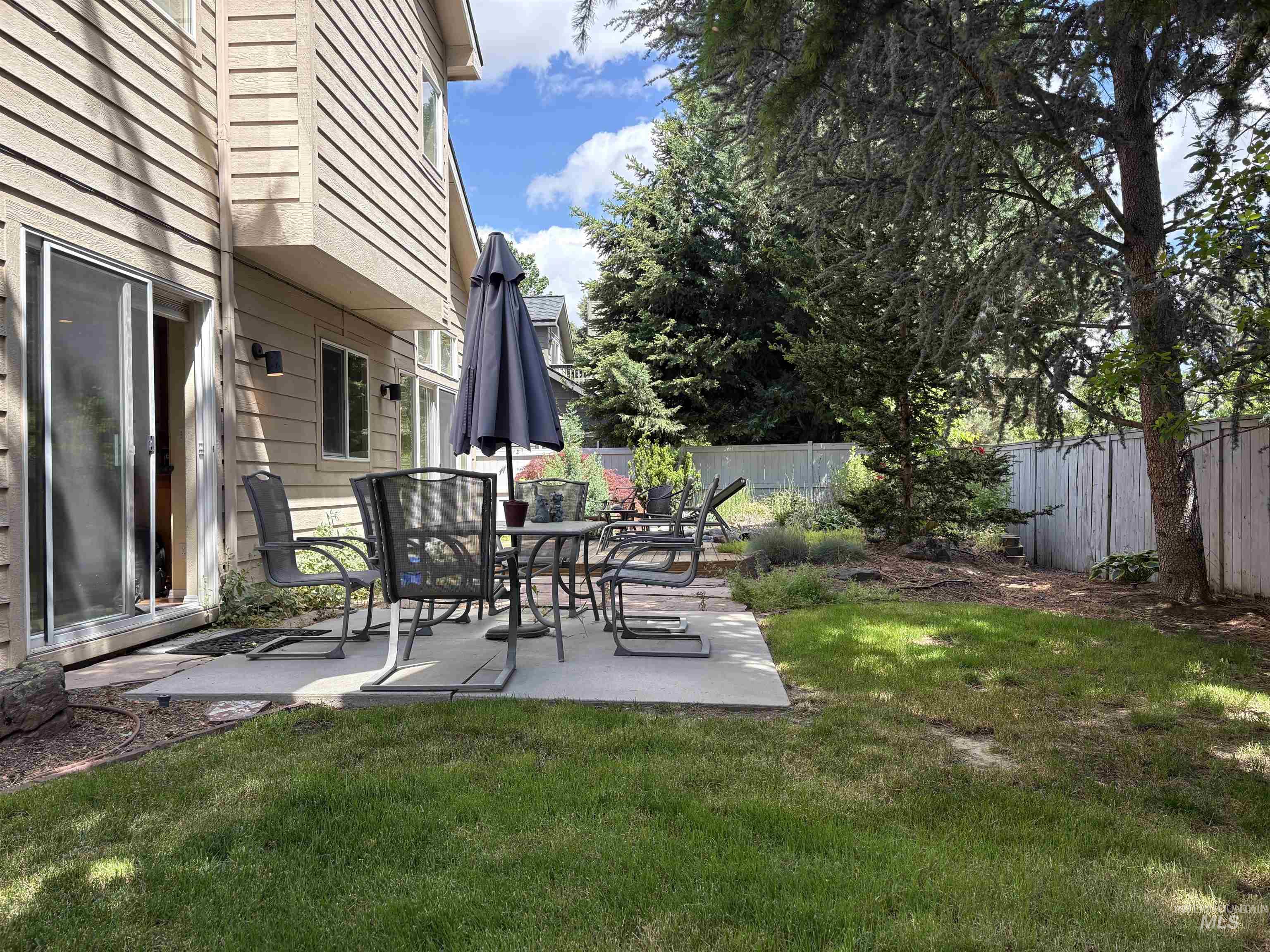 5400 Riffle, Boise, Idaho 83714, 3 Bedrooms, 2.5 Bathrooms, Residential For Sale, Price $649,000, 98983268