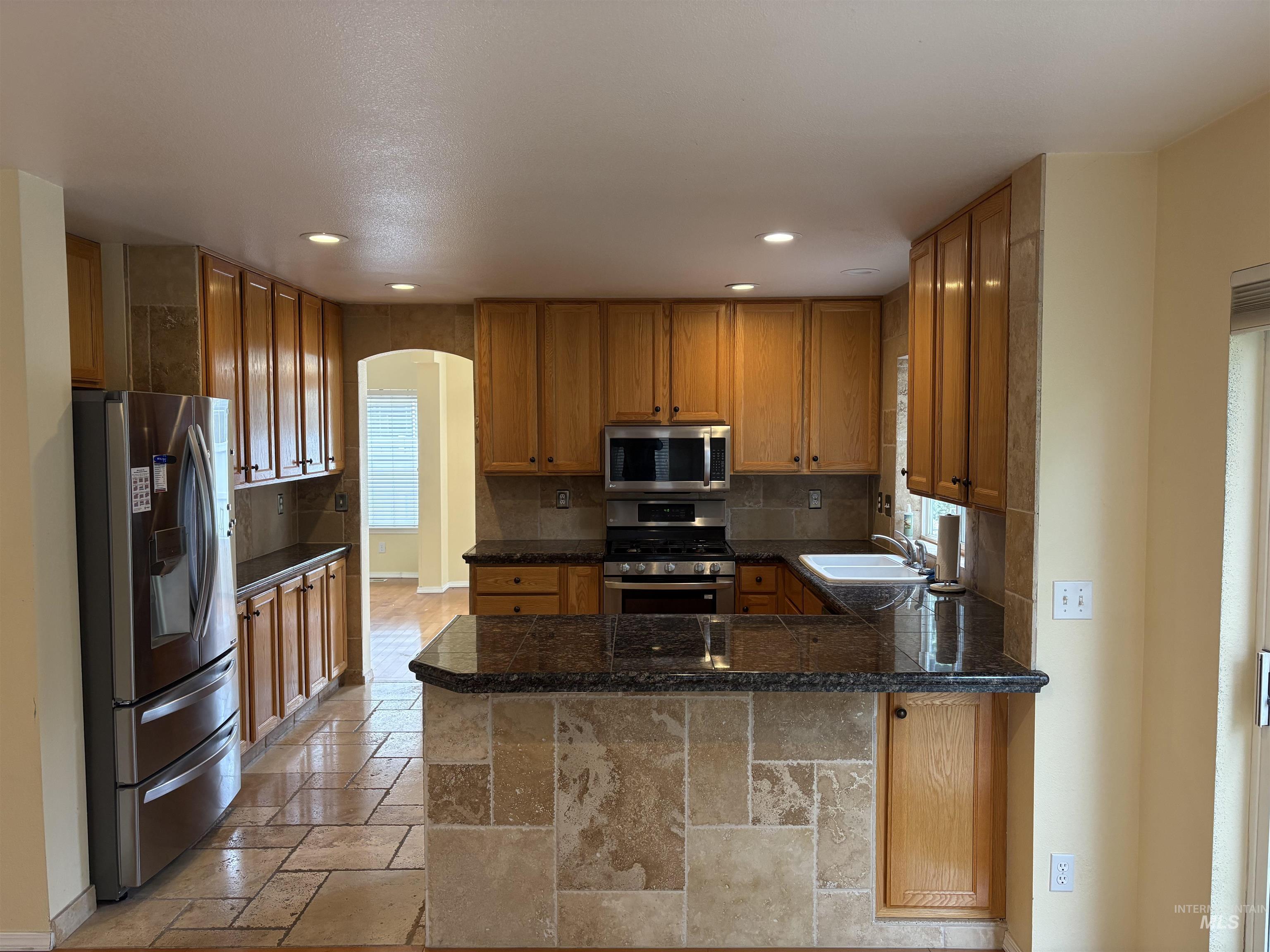 5400 Riffle, Boise, Idaho 83714, 3 Bedrooms, 2.5 Bathrooms, Residential For Sale, Price $679,000,MLS 98983268