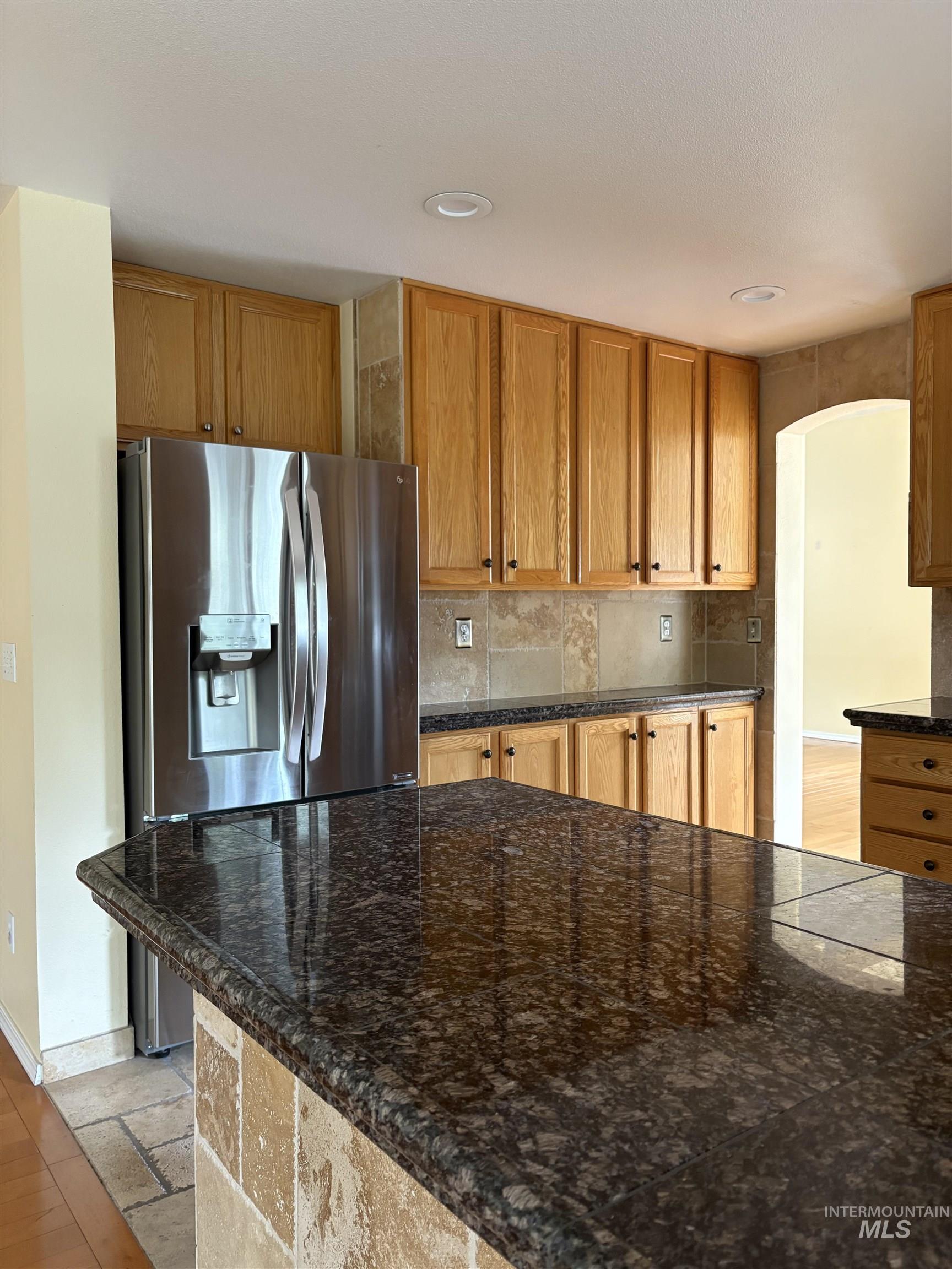 5400 Riffle, Boise, Idaho 83714, 3 Bedrooms, 2.5 Bathrooms, Residential For Sale, Price $679,000,MLS 98983268