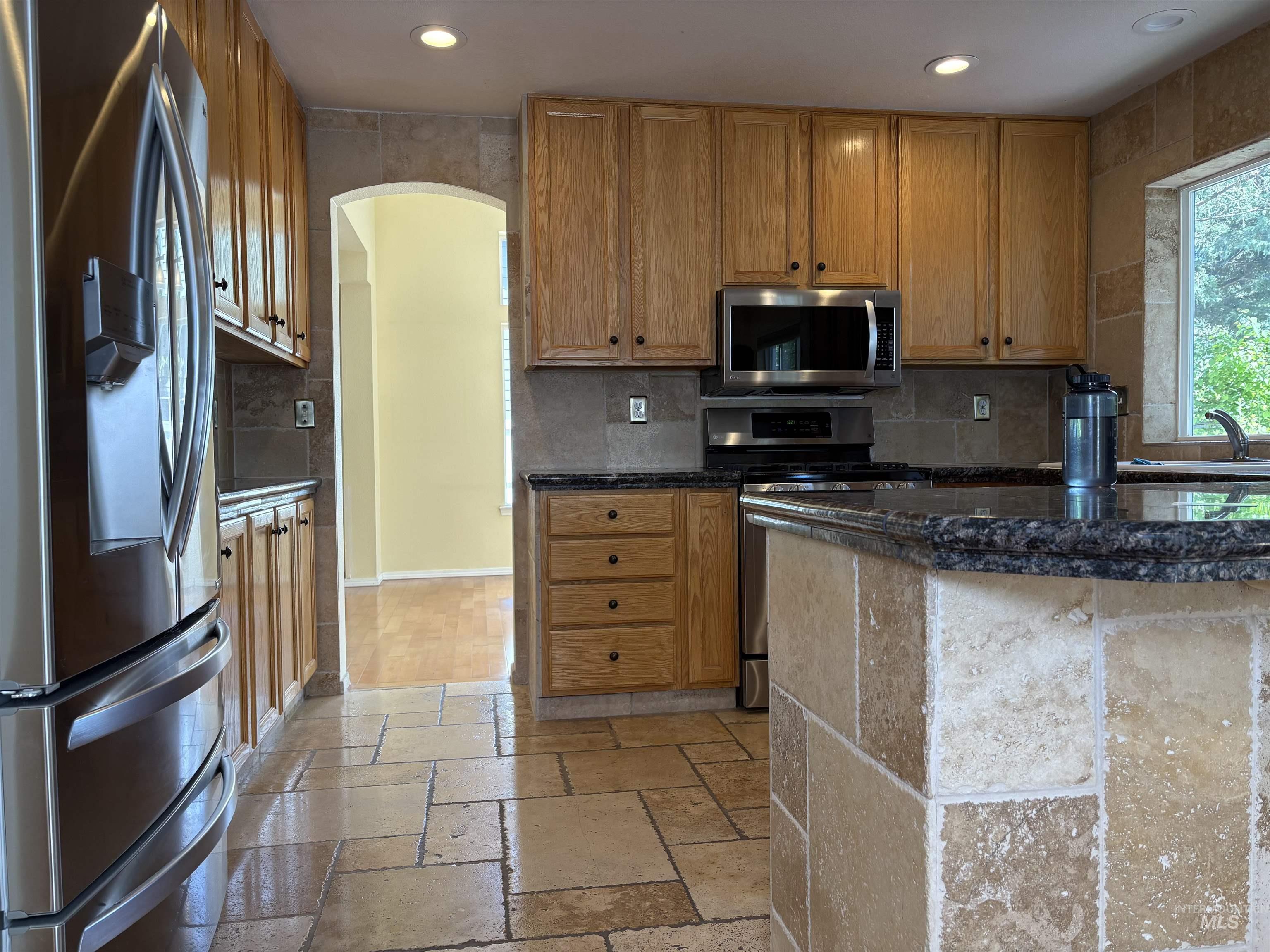 5400 Riffle, Boise, Idaho 83714, 3 Bedrooms, 2.5 Bathrooms, Residential For Sale, Price $649,000, 98983268