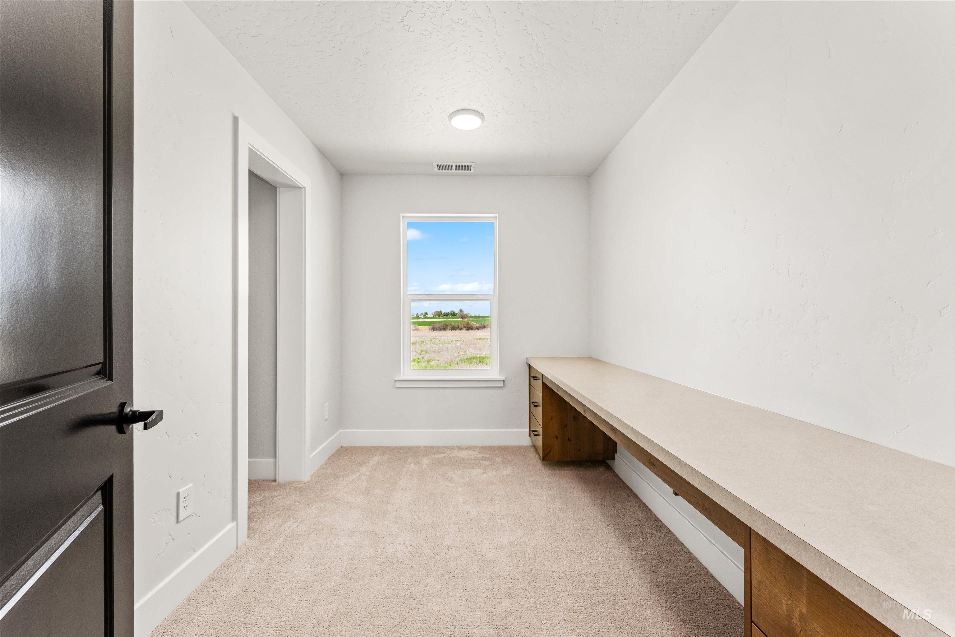 2709 W Gidran, Meridian, Idaho 83642, 3 Bedrooms, 2.5 Bathrooms, Residential For Sale, Price $599,900,MLS 98983270