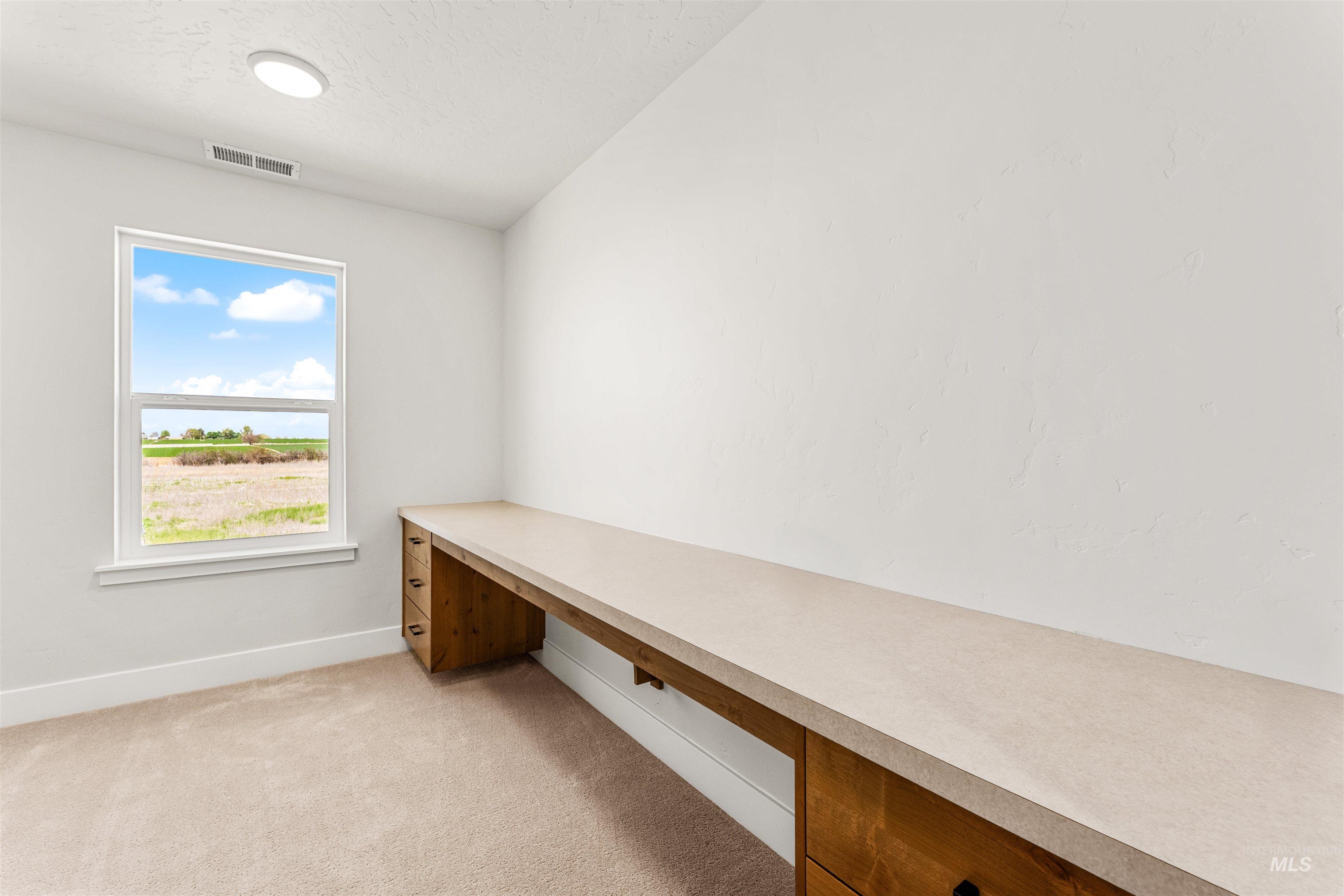 2709 W Gidran, Meridian, Idaho 83642, 3 Bedrooms, 2.5 Bathrooms, Residential For Sale, Price $599,900,MLS 98983270