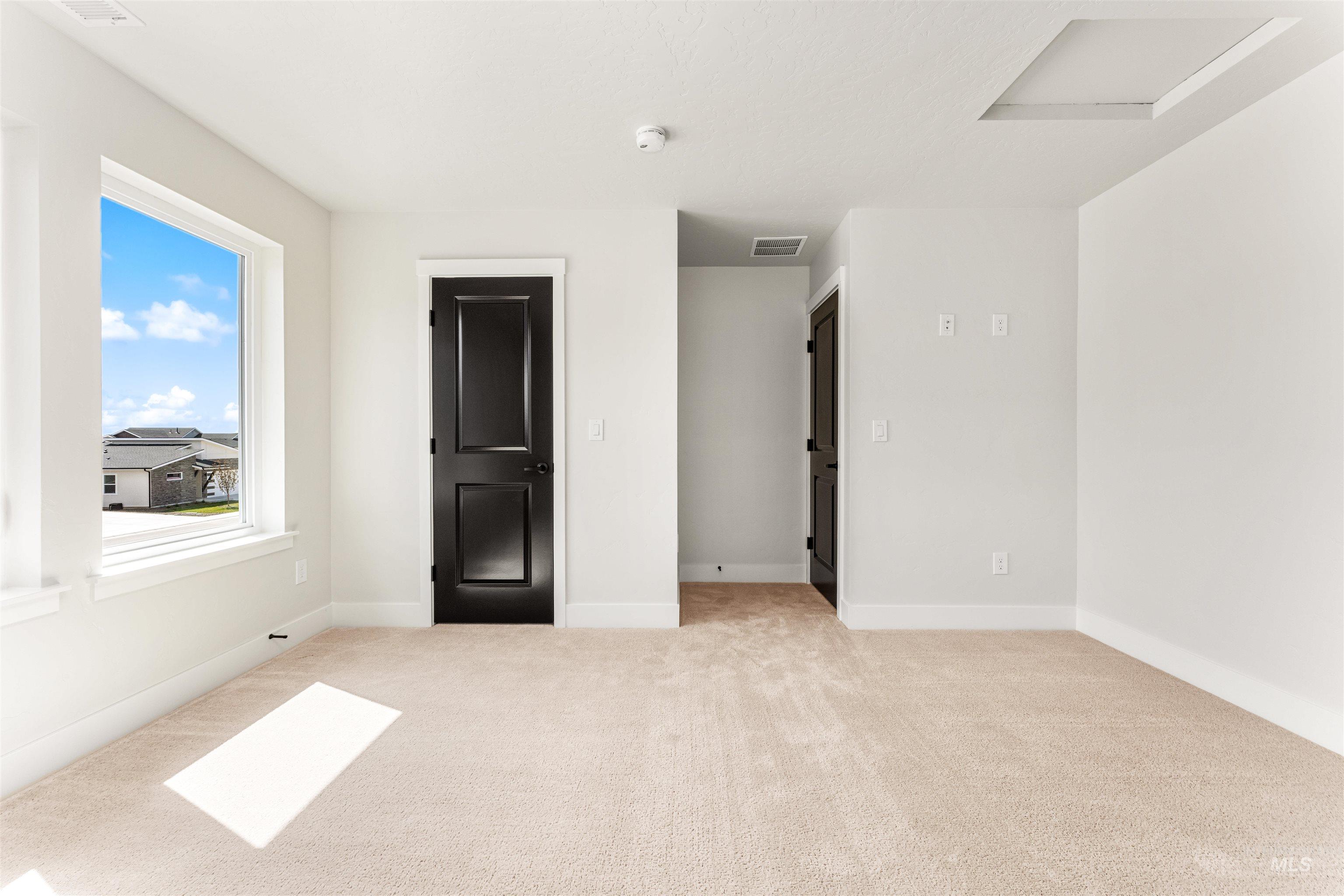 2709 W Gidran, Meridian, Idaho 83642, 3 Bedrooms, 2.5 Bathrooms, Residential For Sale, Price $599,900,MLS 98983270