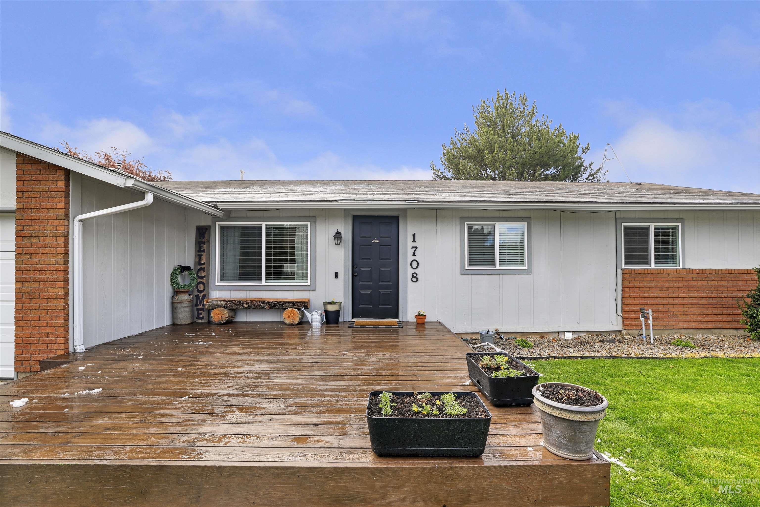 1708 Bitterroot, Twin Falls, Idaho 83301, 3 Bedrooms, 2 Bathrooms, Residential For Sale, Price $360,000,MLS 98983271