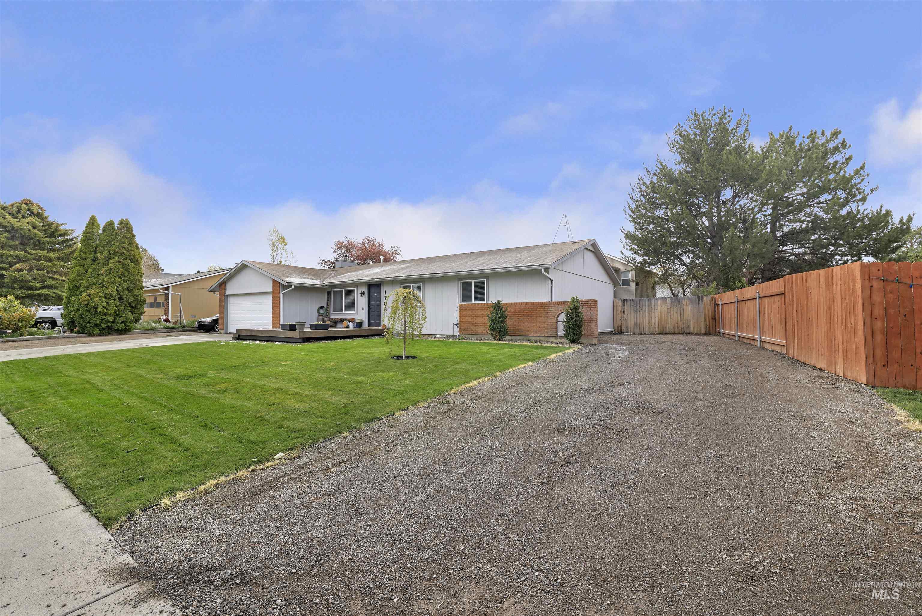 1708 Bitterroot, Twin Falls, Idaho 83301, 3 Bedrooms, 2 Bathrooms, Residential For Sale, Price $360,000,MLS 98983271