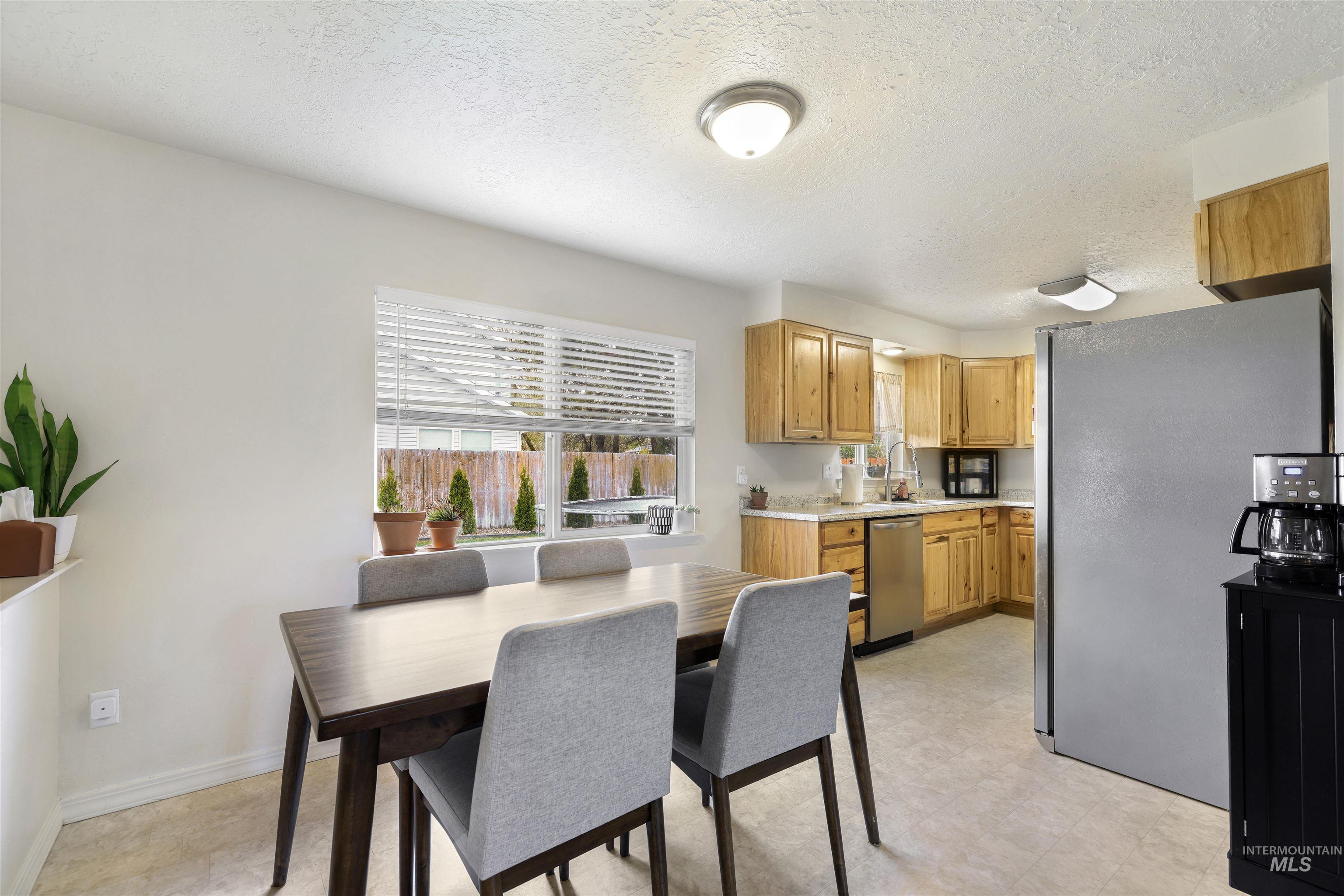 1708 Bitterroot, Twin Falls, Idaho 83301, 3 Bedrooms, 2 Bathrooms, Residential For Sale, Price $360,000,MLS 98983271