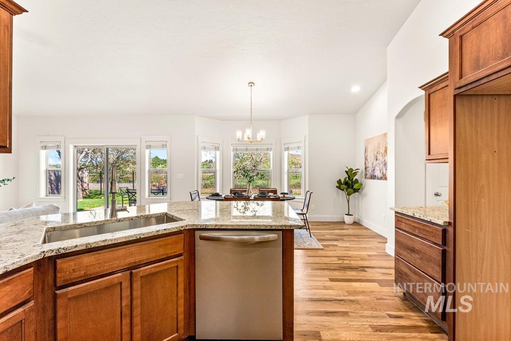 8988 W Ben St, Boise, Idaho 83714, 3 Bedrooms, 2.5 Bathrooms, Residential For Sale, Price $649,900,MLS 98983272