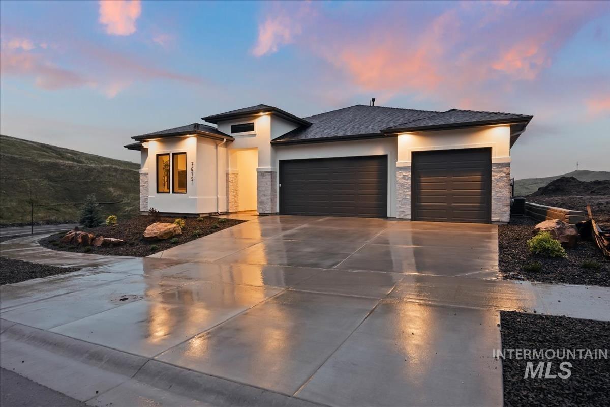 7615 Brown Wy, Eagle, Idaho 83629, 4 Bedrooms, 3 Bathrooms, Residential For Sale, Price $974,880, 98983273