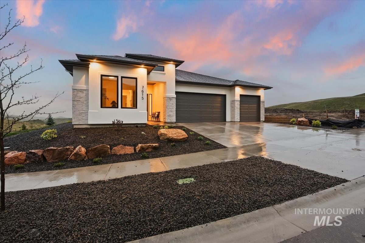 7615 Brown Wy, Eagle, Idaho 83629, 4 Bedrooms, 3 Bathrooms, Residential For Sale, Price $974,880, 98983273