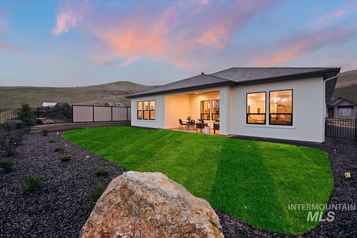 7615 Brown Wy, Eagle, Idaho 83629, 4 Bedrooms, 3 Bathrooms, Residential For Sale, Price $974,880, 98983273