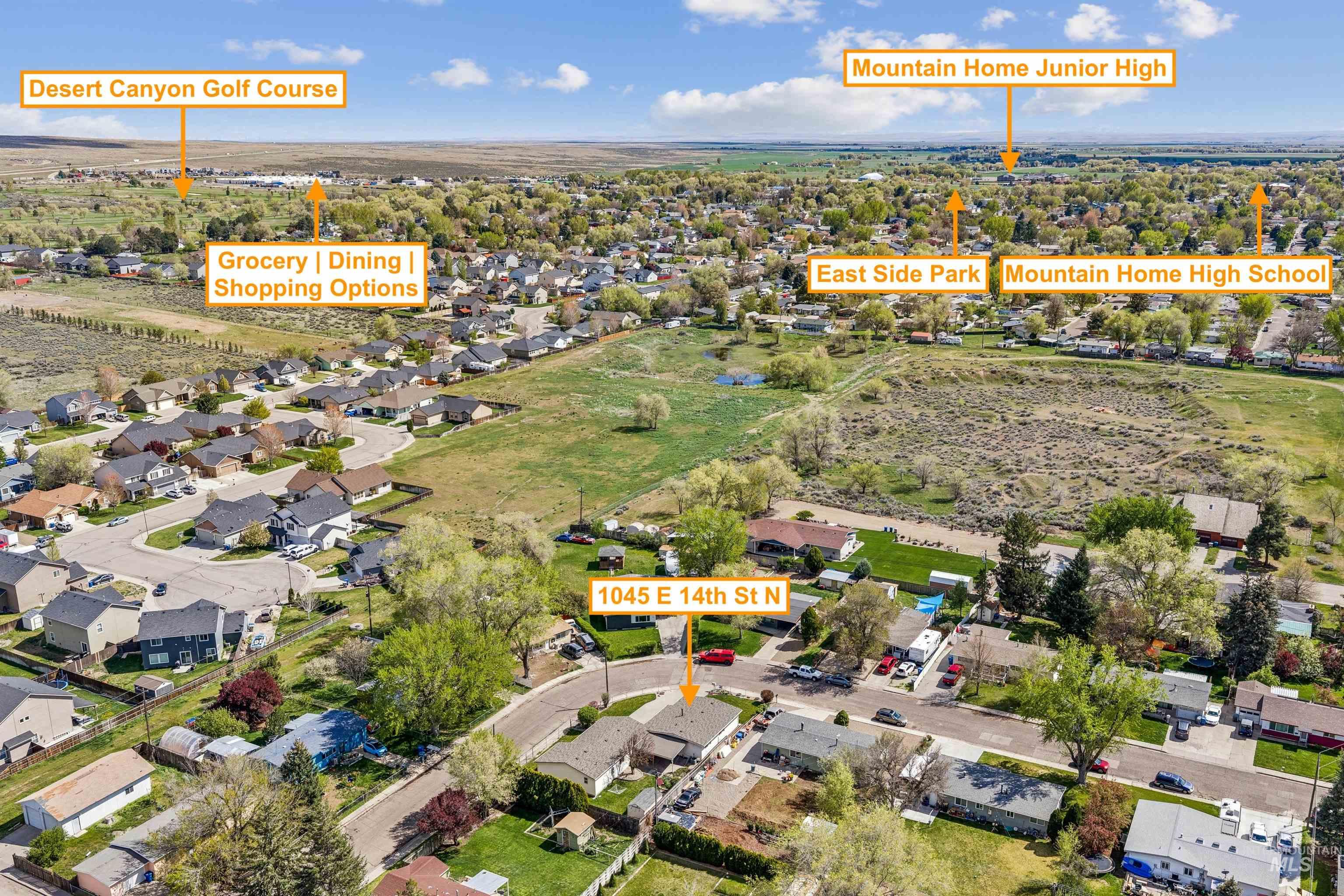 1045 E 14th N, Mountain Home, Idaho 83647, 5 Bedrooms, 2 Bathrooms, Residential For Sale, Price $420,000,MLS 98983274