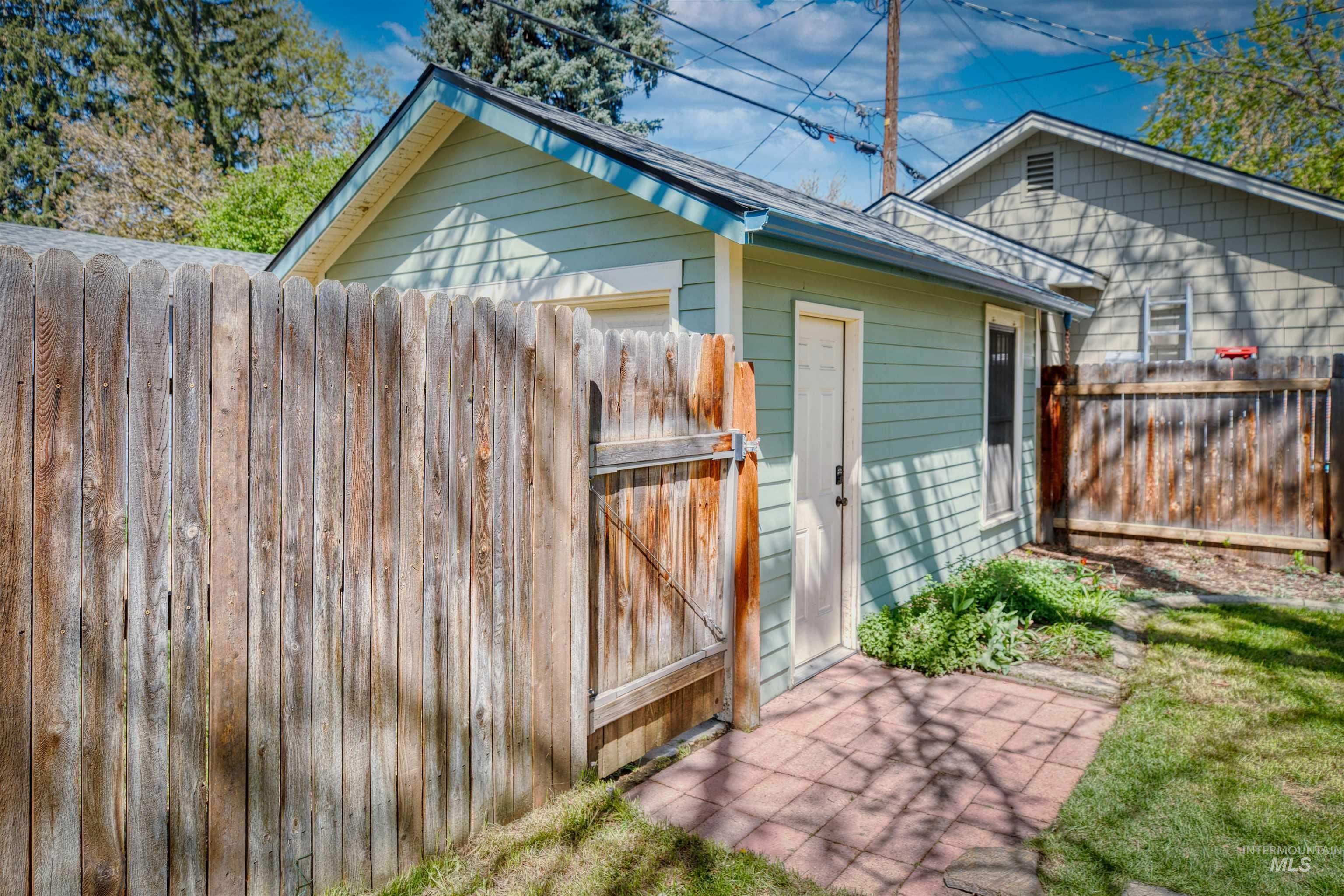 1211 N 15th Street, Boise, Idaho 83702, 4 Bedrooms, 2 Bathrooms, Residential For Sale, Price $999,999,MLS 98983275