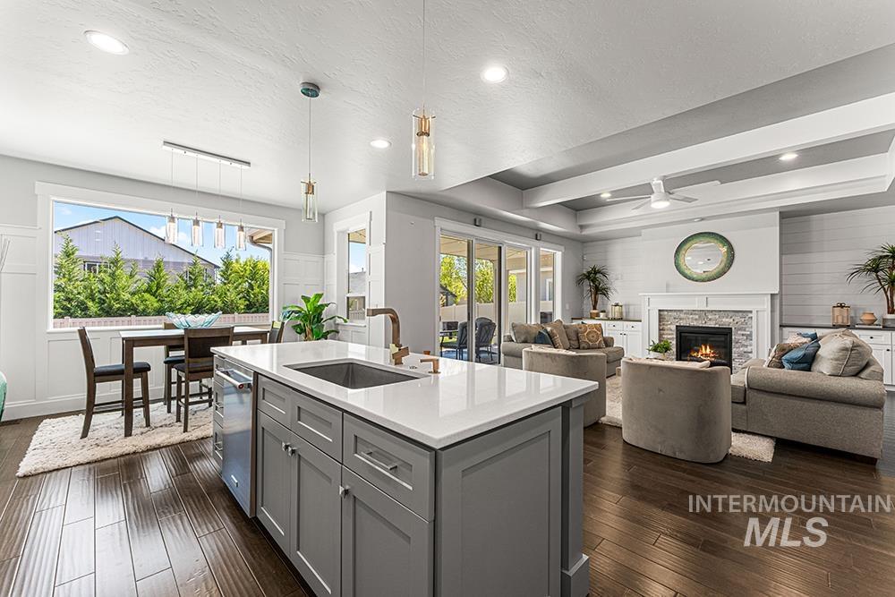 3298 S Cobble Pl, Meridian, Idaho 83642, 3 Bedrooms, 2.5 Bathrooms, Residential For Sale, Price $729,900,MLS 98983276