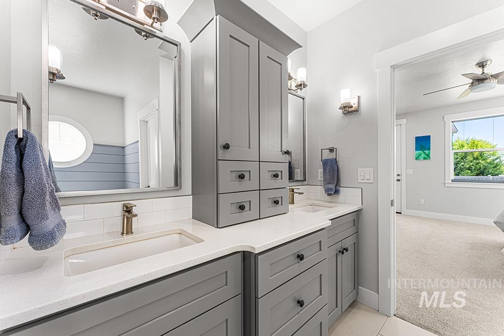 3298 S Cobble Pl, Meridian, Idaho 83642, 3 Bedrooms, 2.5 Bathrooms, Residential For Sale, Price $729,900,MLS 98983276