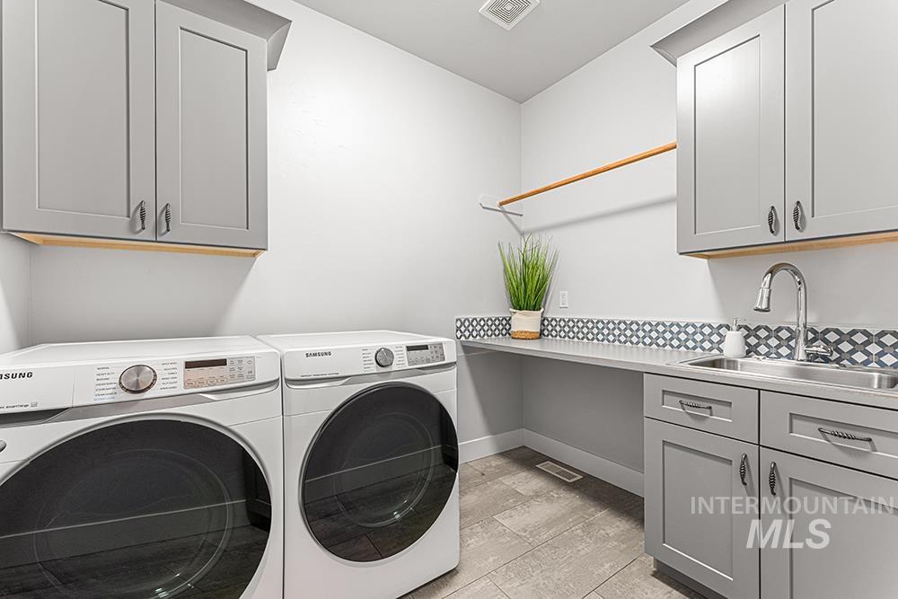 3298 S Cobble Pl, Meridian, Idaho 83642, 3 Bedrooms, 2.5 Bathrooms, Residential For Sale, Price $729,900,MLS 98983276