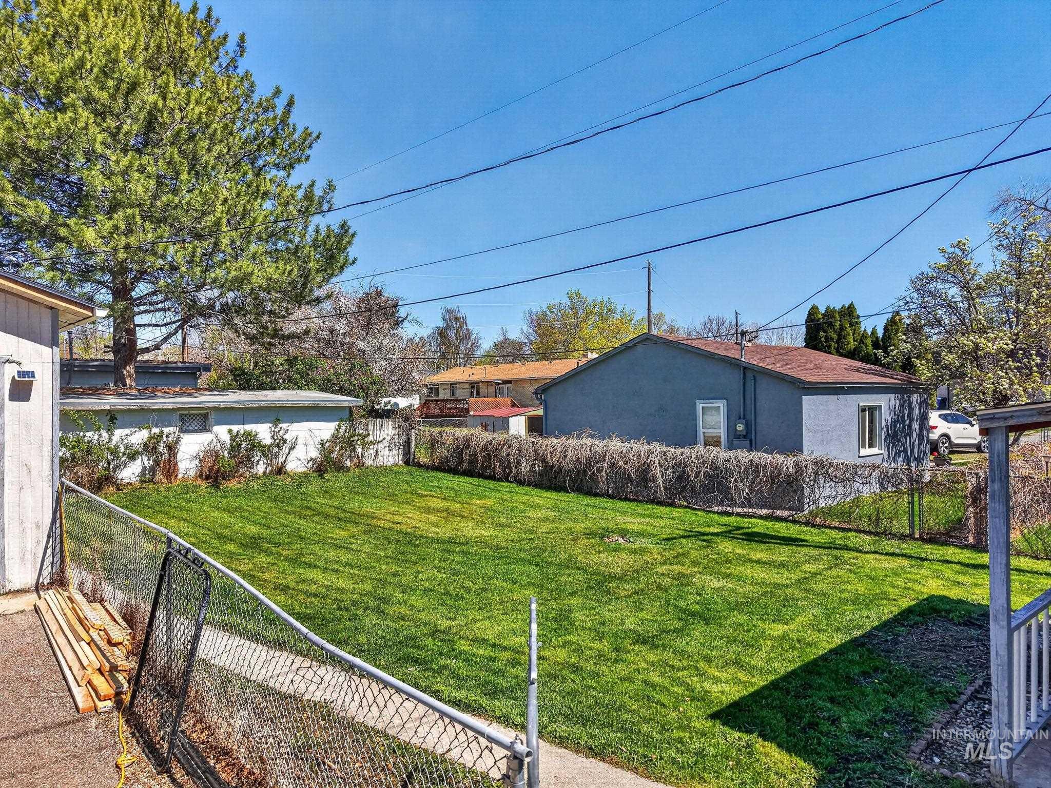 640 E Cedar Street, Pocatello, Idaho 83201, 3 Bedrooms, 1.5 Bathrooms, Residential For Sale, Price $299,000,MLS 98983277