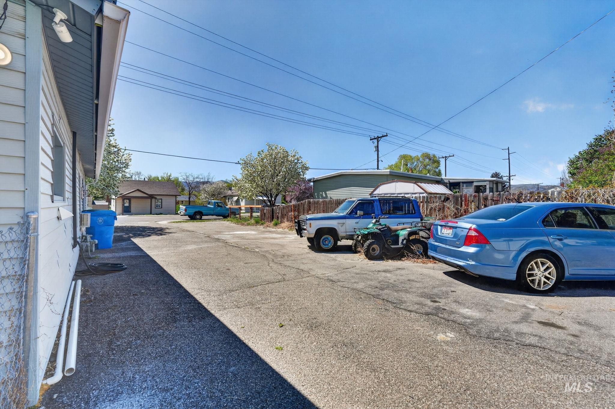 640 E Cedar Street, Pocatello, Idaho 83201, 3 Bedrooms, 1.5 Bathrooms, Residential For Sale, Price $299,000,MLS 98983277