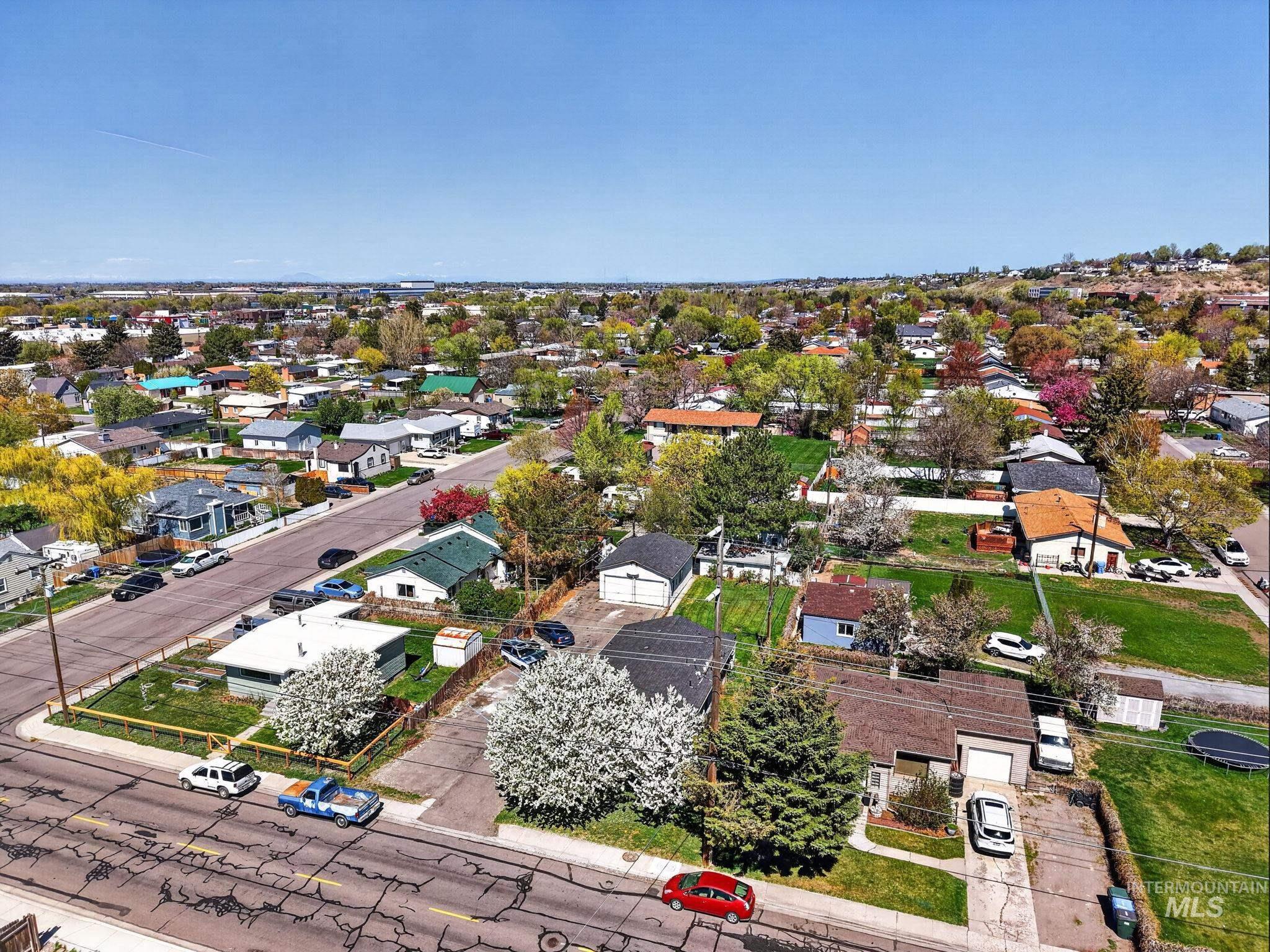 640 E Cedar Street, Pocatello, Idaho 83201, 3 Bedrooms, 1.5 Bathrooms, Residential For Sale, Price $299,000,MLS 98983277