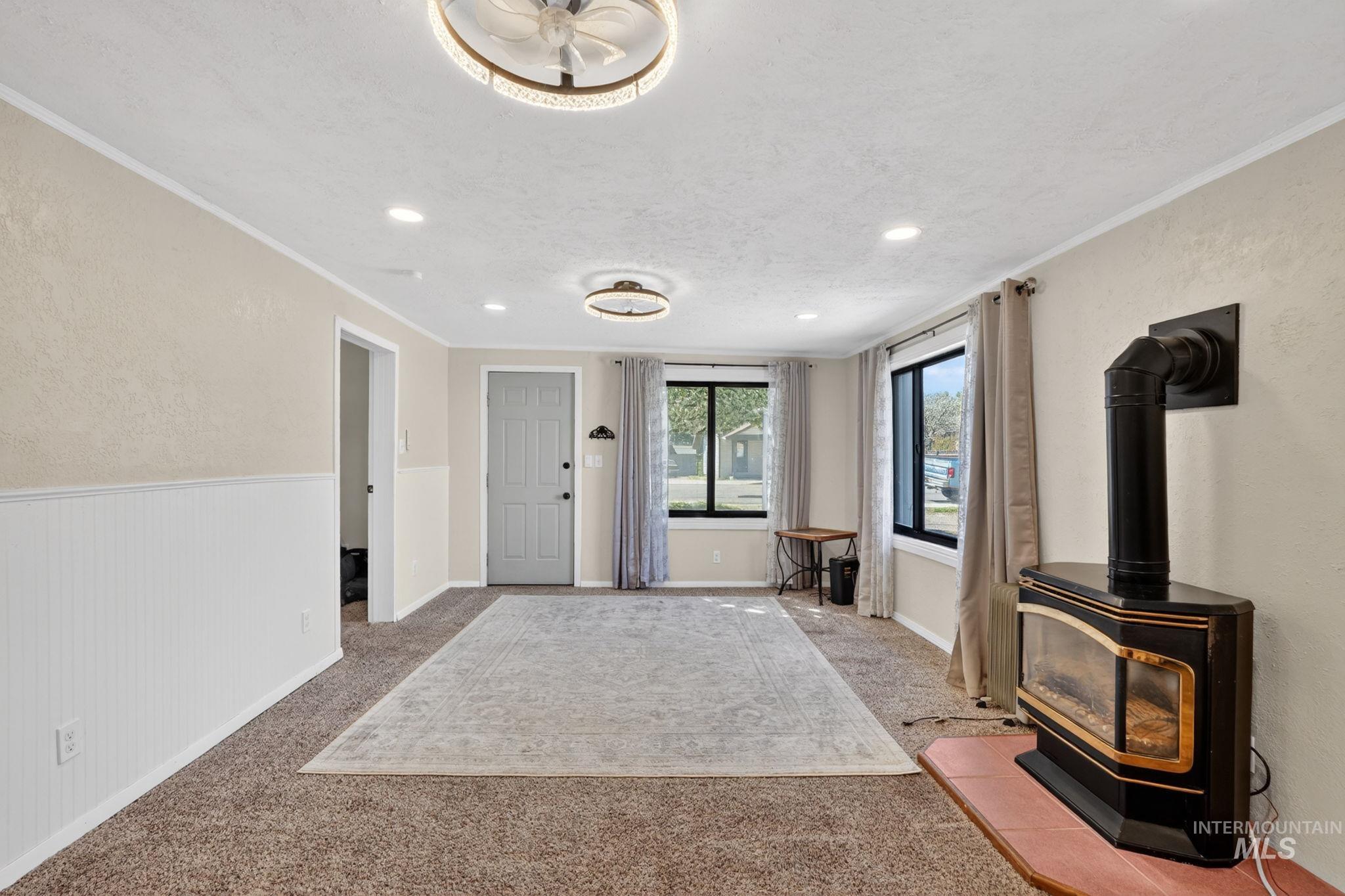 640 E Cedar Street, Pocatello, Idaho 83201, 3 Bedrooms, 1.5 Bathrooms, Residential For Sale, Price $299,000,MLS 98983277