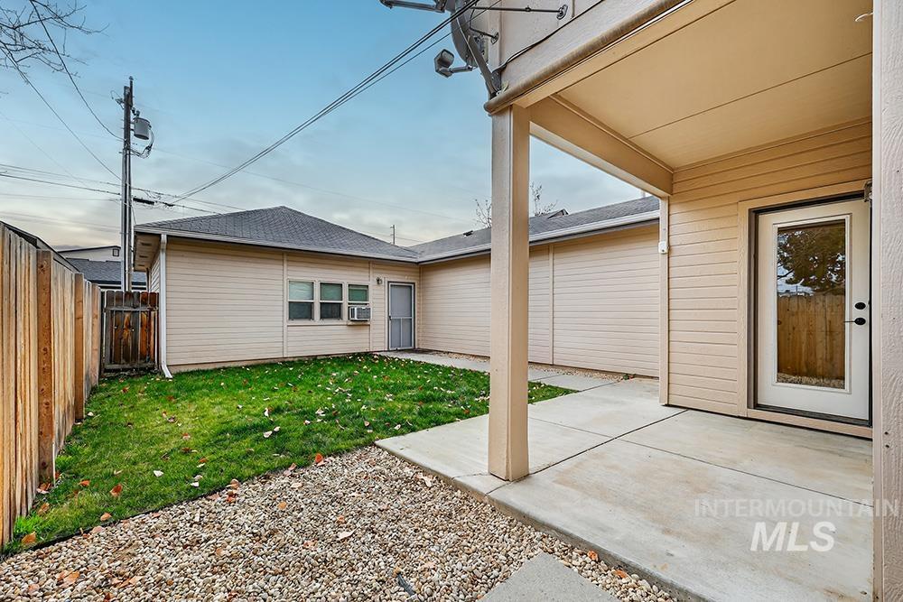 4425 W Freemont St, Boise, Idaho 83706, 2 Bedrooms, 1.5 Bathrooms, Residential For Sale, Price $375,000,MLS 98983278