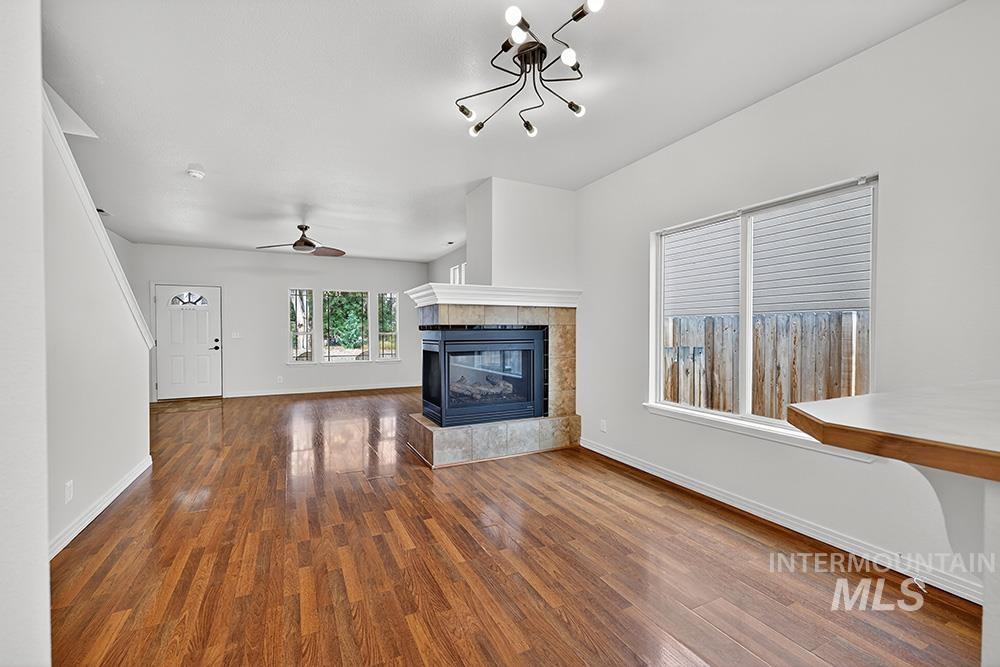 4425 W Freemont St, Boise, Idaho 83706, 2 Bedrooms, 1.5 Bathrooms, Residential For Sale, Price $375,000,MLS 98983278