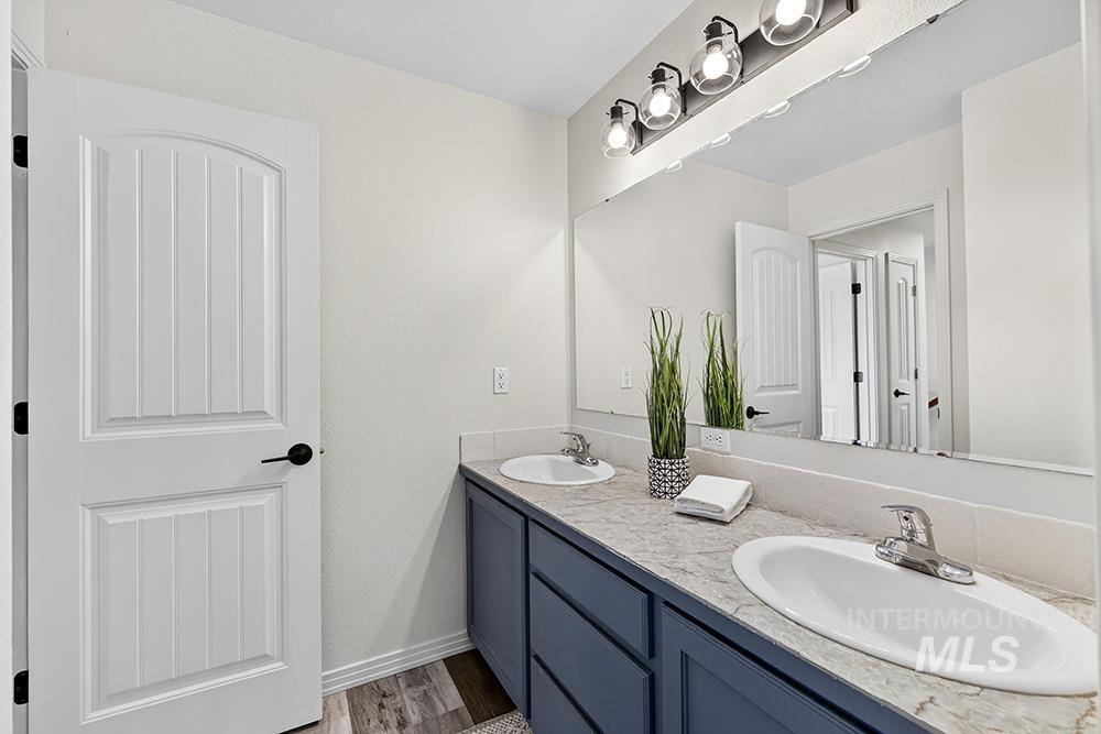 4425 W Freemont St, Boise, Idaho 83706, 2 Bedrooms, 1.5 Bathrooms, Residential For Sale, Price $375,000,MLS 98983278