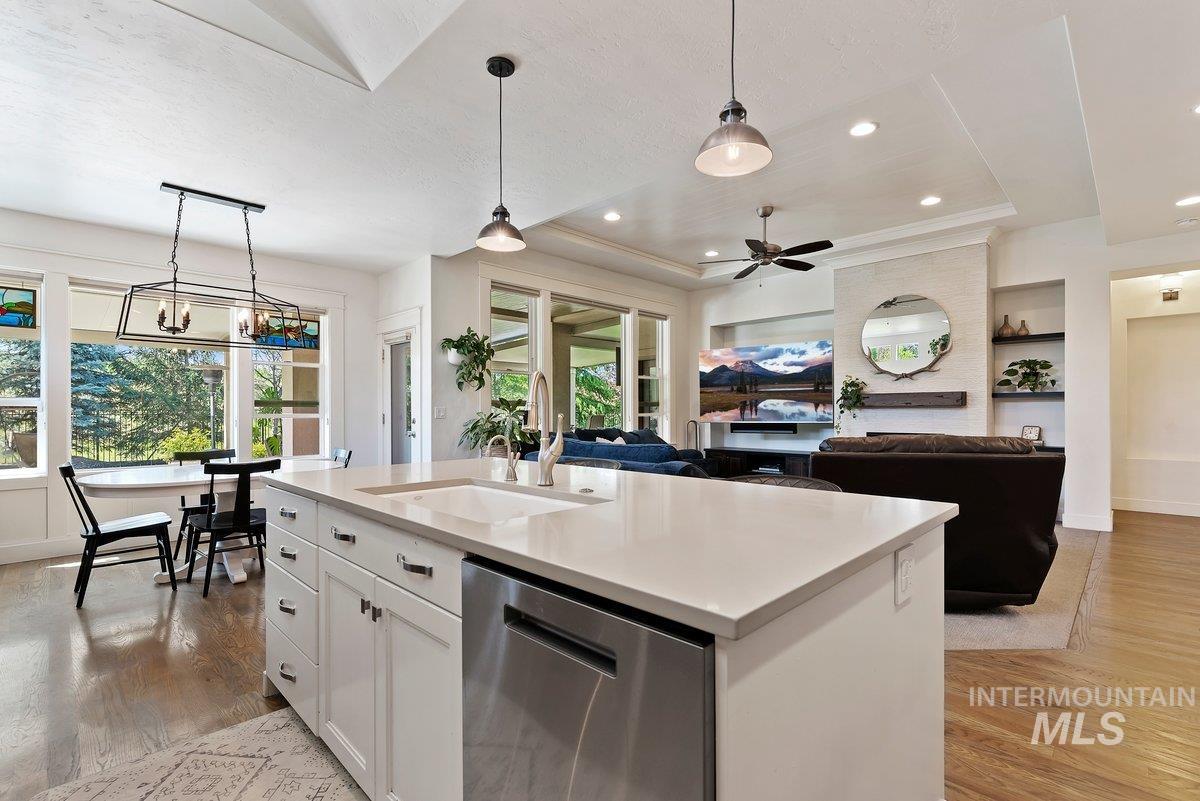 3505 W Sand Wedge St., Meridian, Idaho 83646, 3 Bedrooms, 2 Bathrooms, Residential For Sale, Price $775,000,MLS 98983281