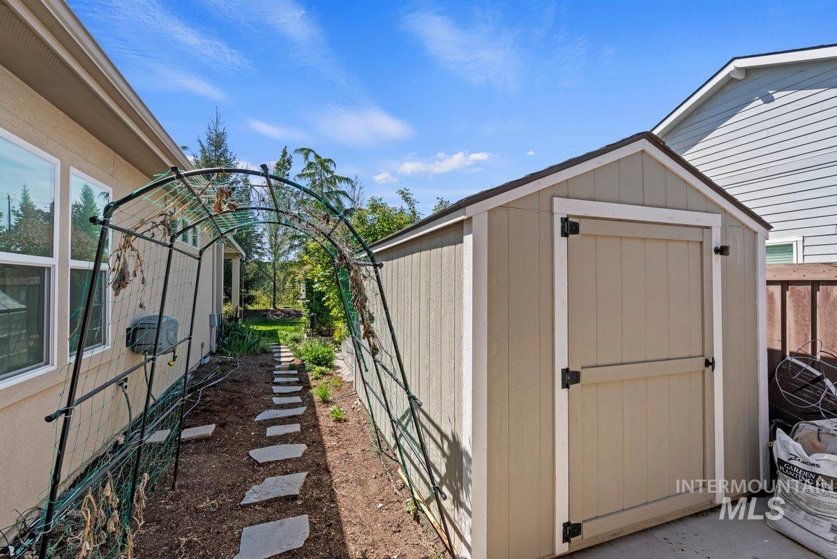 3505 W Sand Wedge St., Meridian, Idaho 83646, 3 Bedrooms, 2 Bathrooms, Residential For Sale, Price $775,000,MLS 98983281