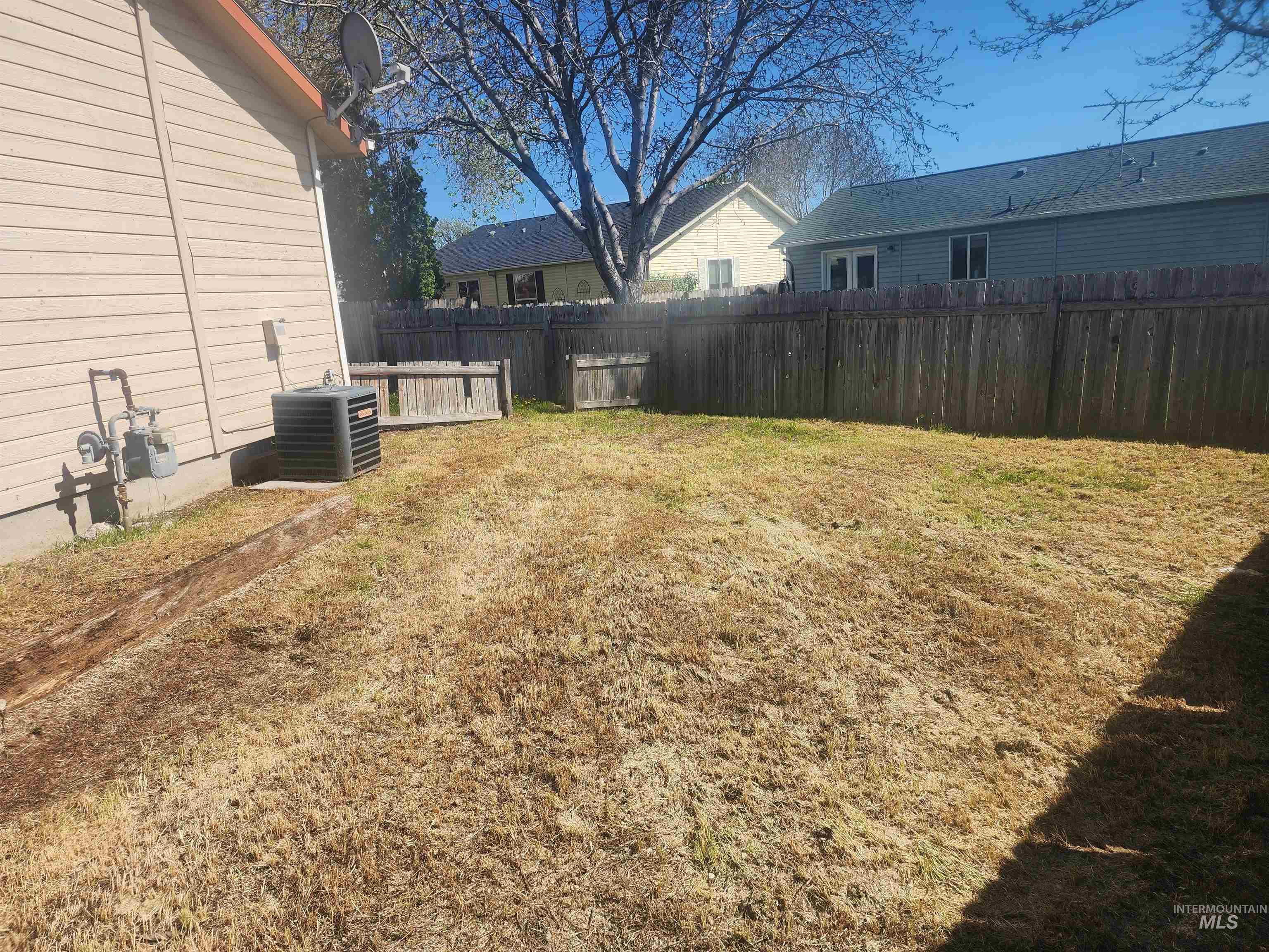 2719 Tanglewood Place, Nampa, Idaho 83687, 3 Bedrooms, 1 Bathroom, Residential For Sale, Price $319,900,MLS 98983282