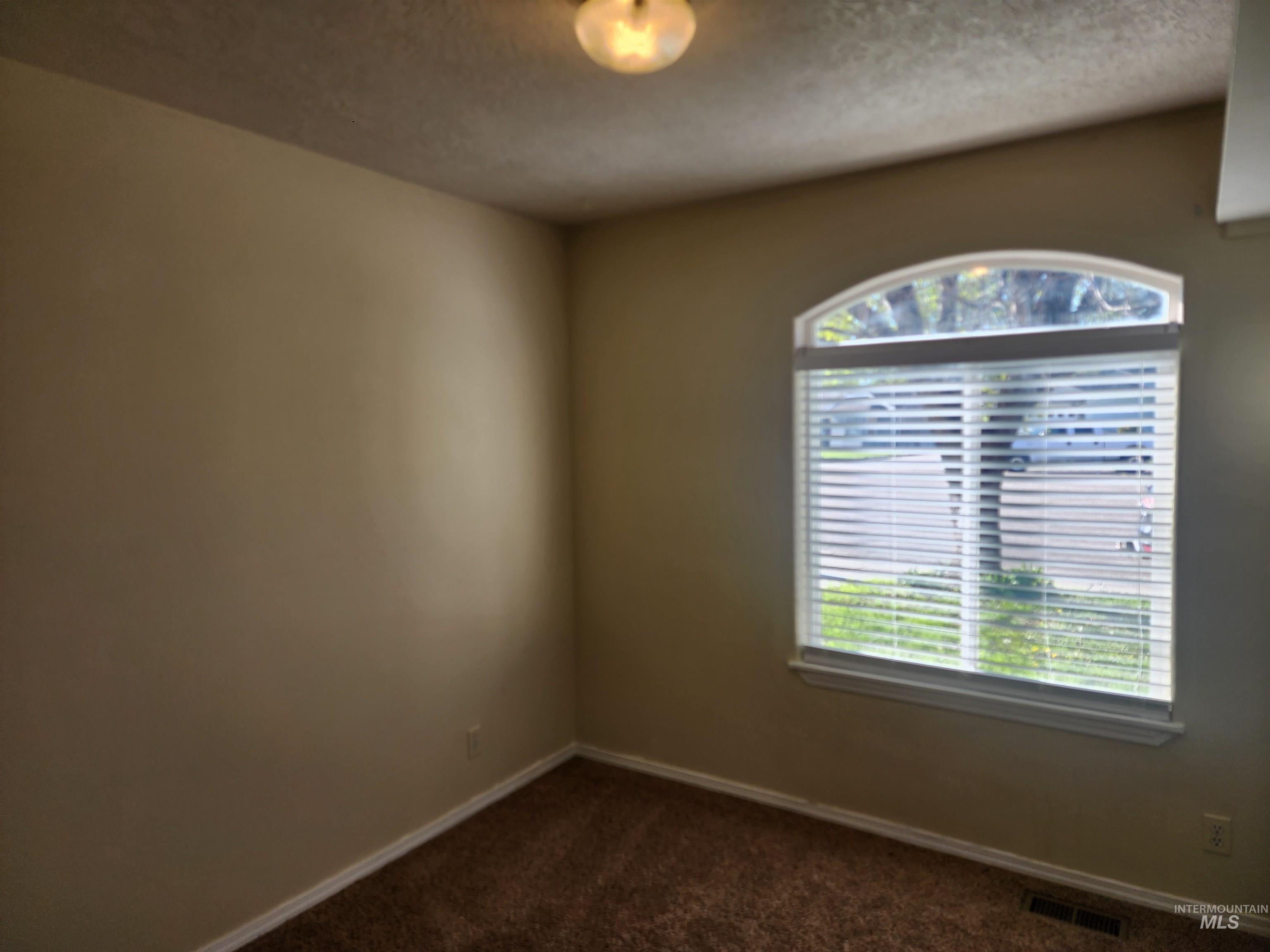 2719 Tanglewood Place, Nampa, Idaho 83687, 3 Bedrooms, 1 Bathroom, Residential For Sale, Price $319,900,MLS 98983282