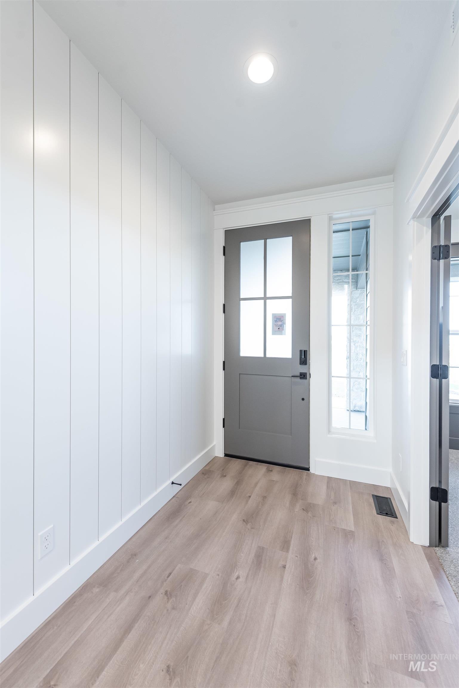 390 S Diesel Way, Boise, Idaho 83716, 4 Bedrooms, 2.5 Bathrooms, Residential For Sale, Price $749,900,MLS 98983284