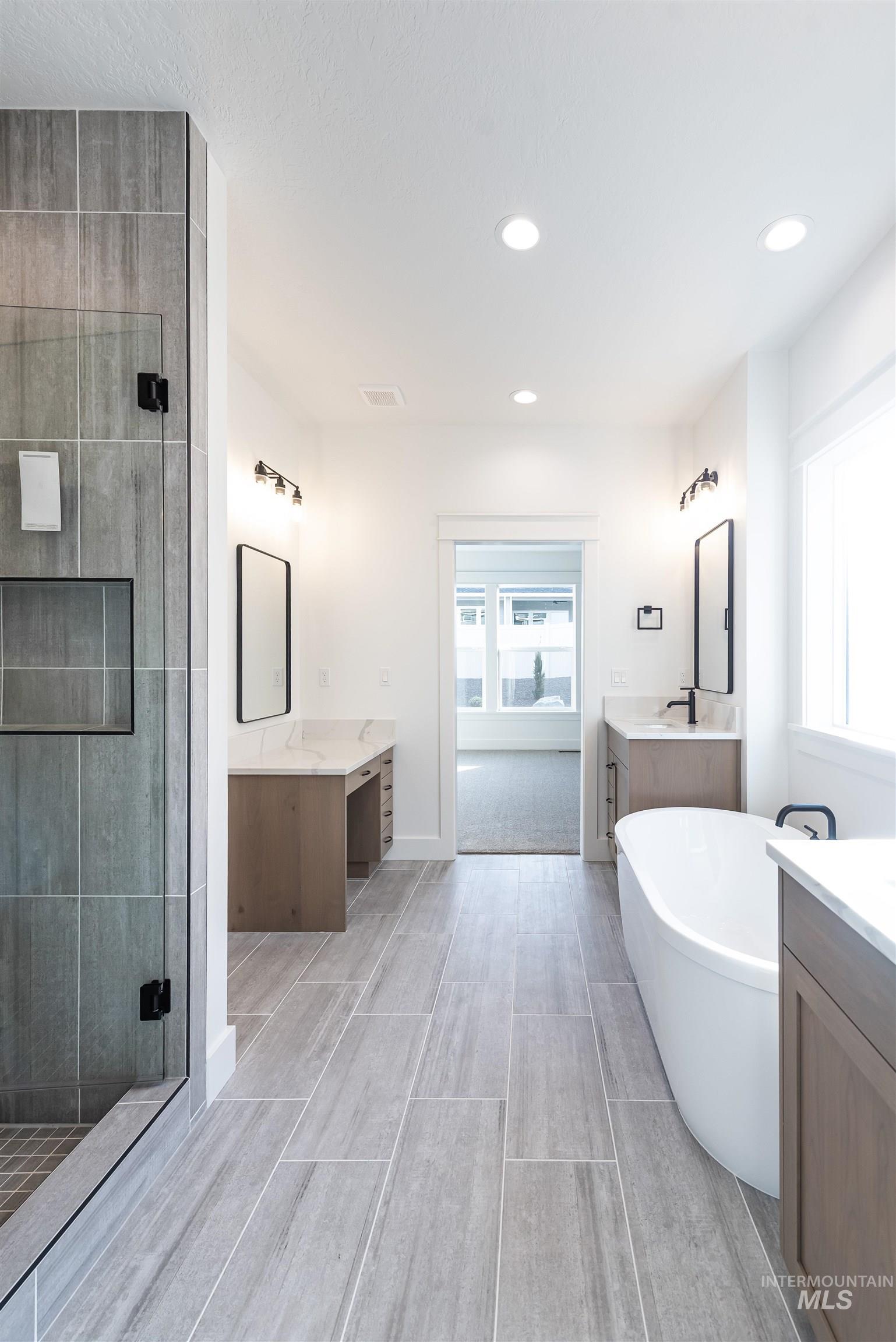 390 S Diesel Way, Boise, Idaho 83716, 4 Bedrooms, 2.5 Bathrooms, Residential For Sale, Price $749,900,MLS 98983284