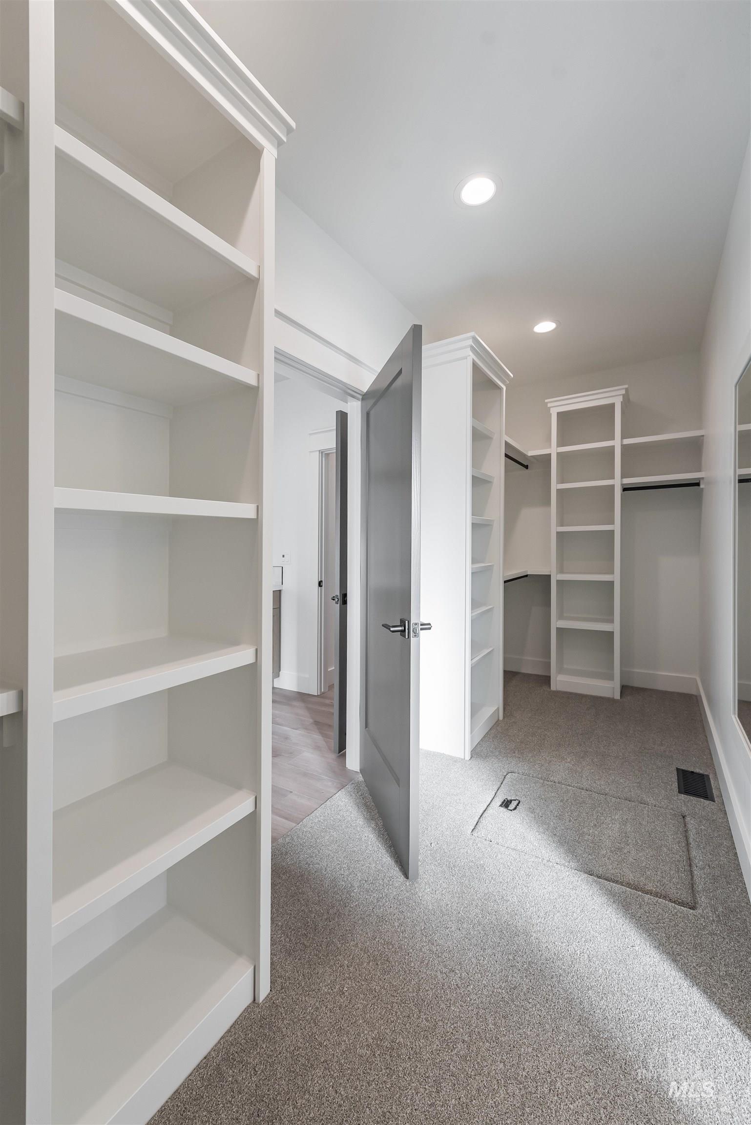 390 S Diesel Way, Boise, Idaho 83716, 4 Bedrooms, 2.5 Bathrooms, Residential For Sale, Price $749,900,MLS 98983284