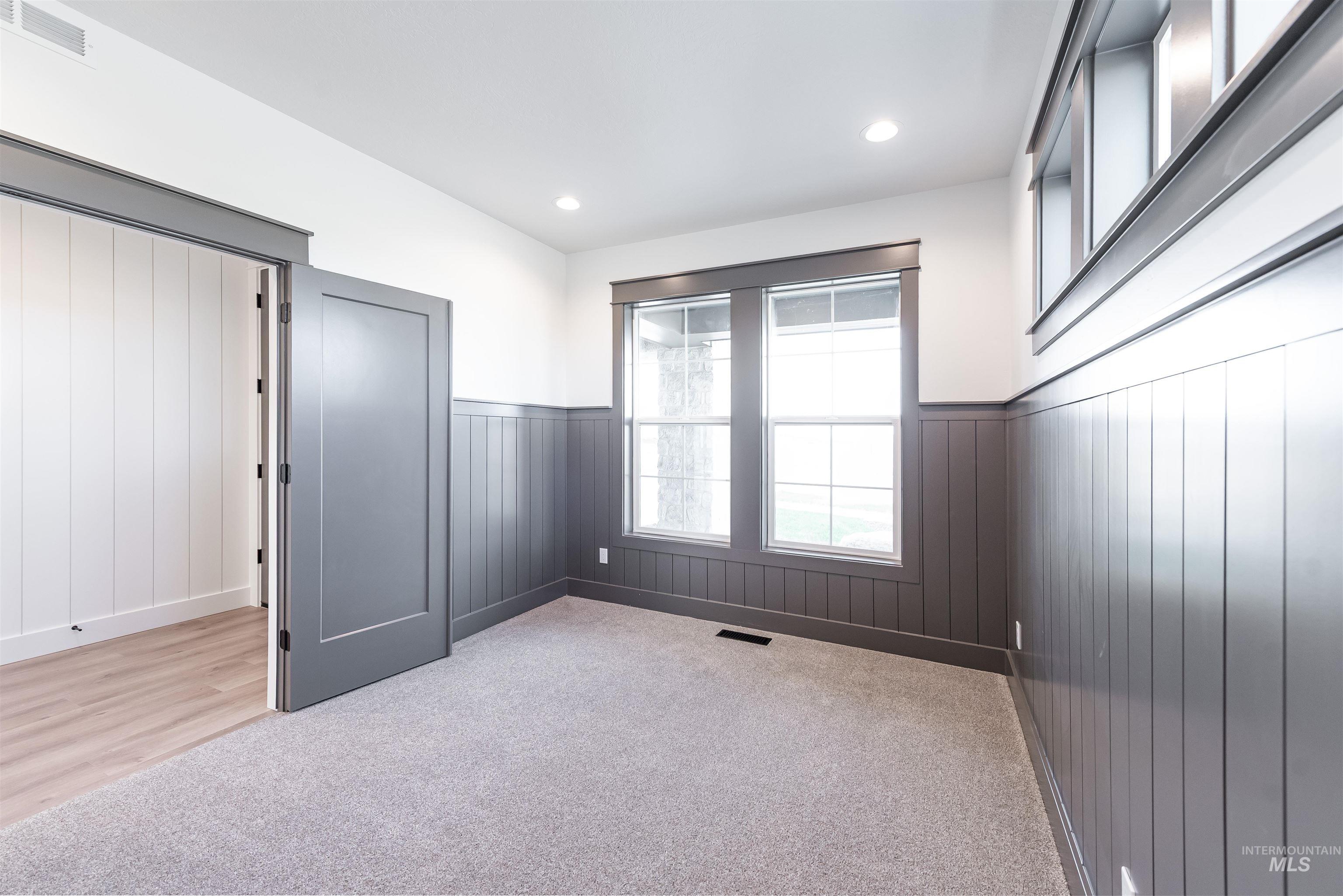 390 S Diesel Way, Boise, Idaho 83716, 4 Bedrooms, 2.5 Bathrooms, Residential For Sale, Price $749,900,MLS 98983284