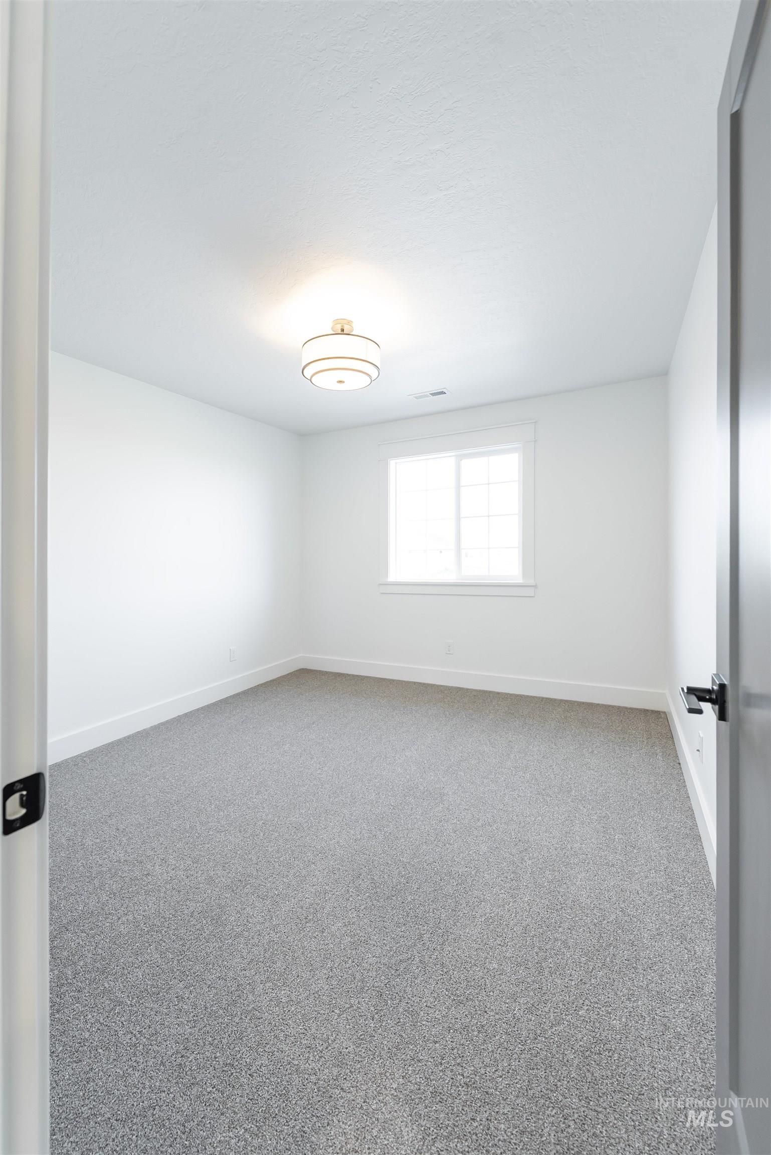 390 S Diesel Way, Boise, Idaho 83716, 4 Bedrooms, 2.5 Bathrooms, Residential For Sale, Price $749,900,MLS 98983284