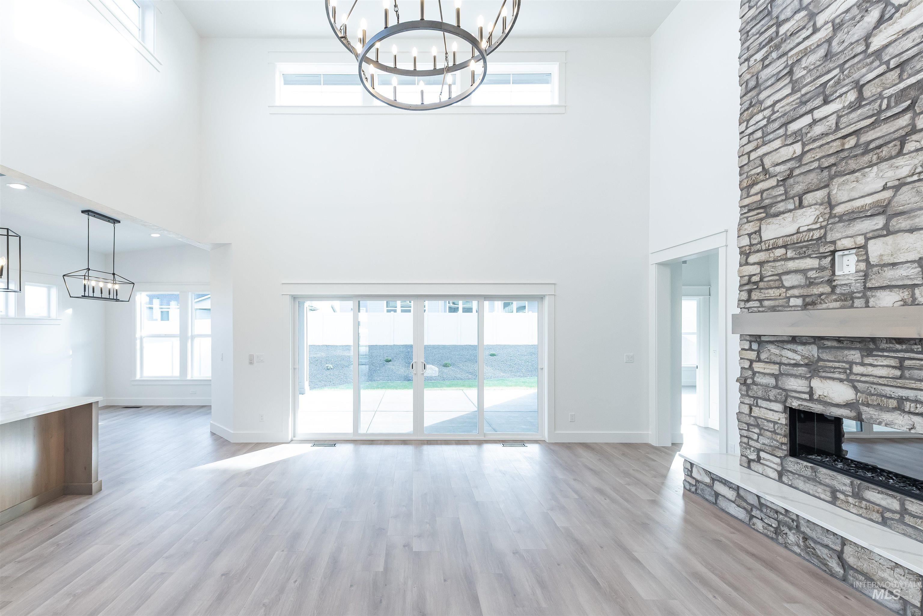 390 S Diesel Way, Boise, Idaho 83716, 4 Bedrooms, 2.5 Bathrooms, Residential For Sale, Price $749,900,MLS 98983284