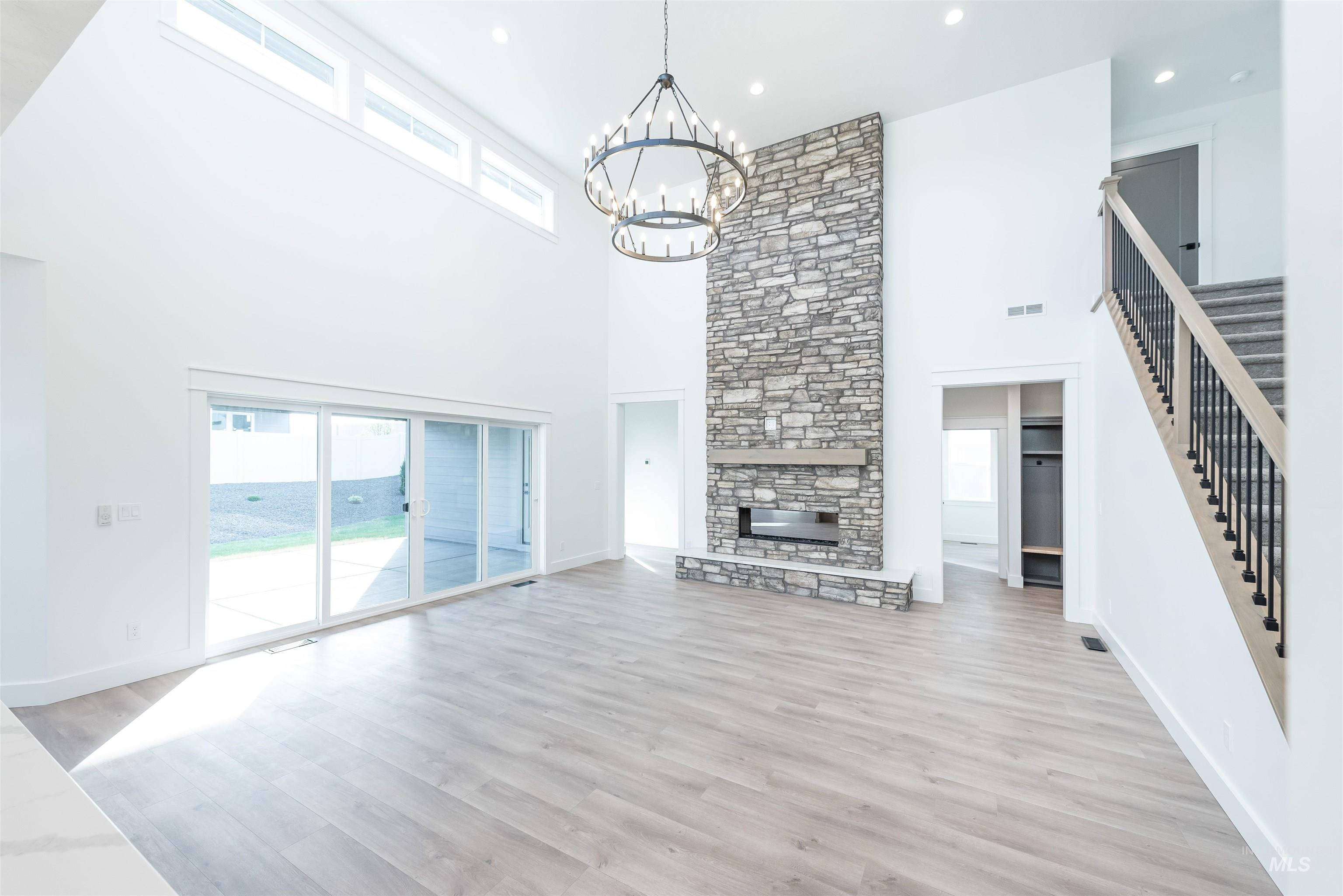 390 S Diesel Way, Boise, Idaho 83716, 4 Bedrooms, 2.5 Bathrooms, Residential For Sale, Price $749,900,MLS 98983284