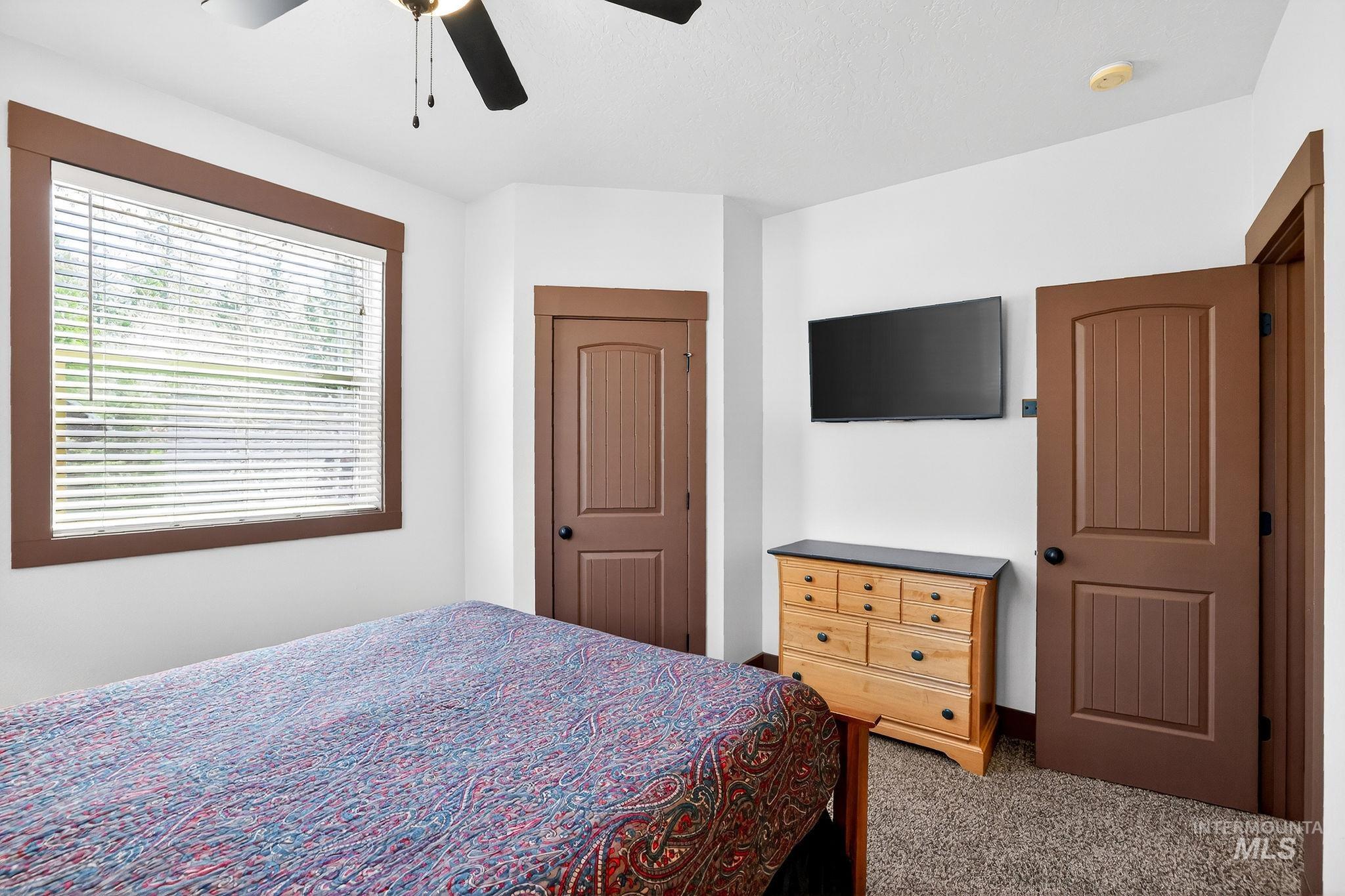 1678 Warren Wagon Rd, McCall, Idaho 83638, 3 Bedrooms, 2.5 Bathrooms, Residential For Sale, Price $750,000, 98983286