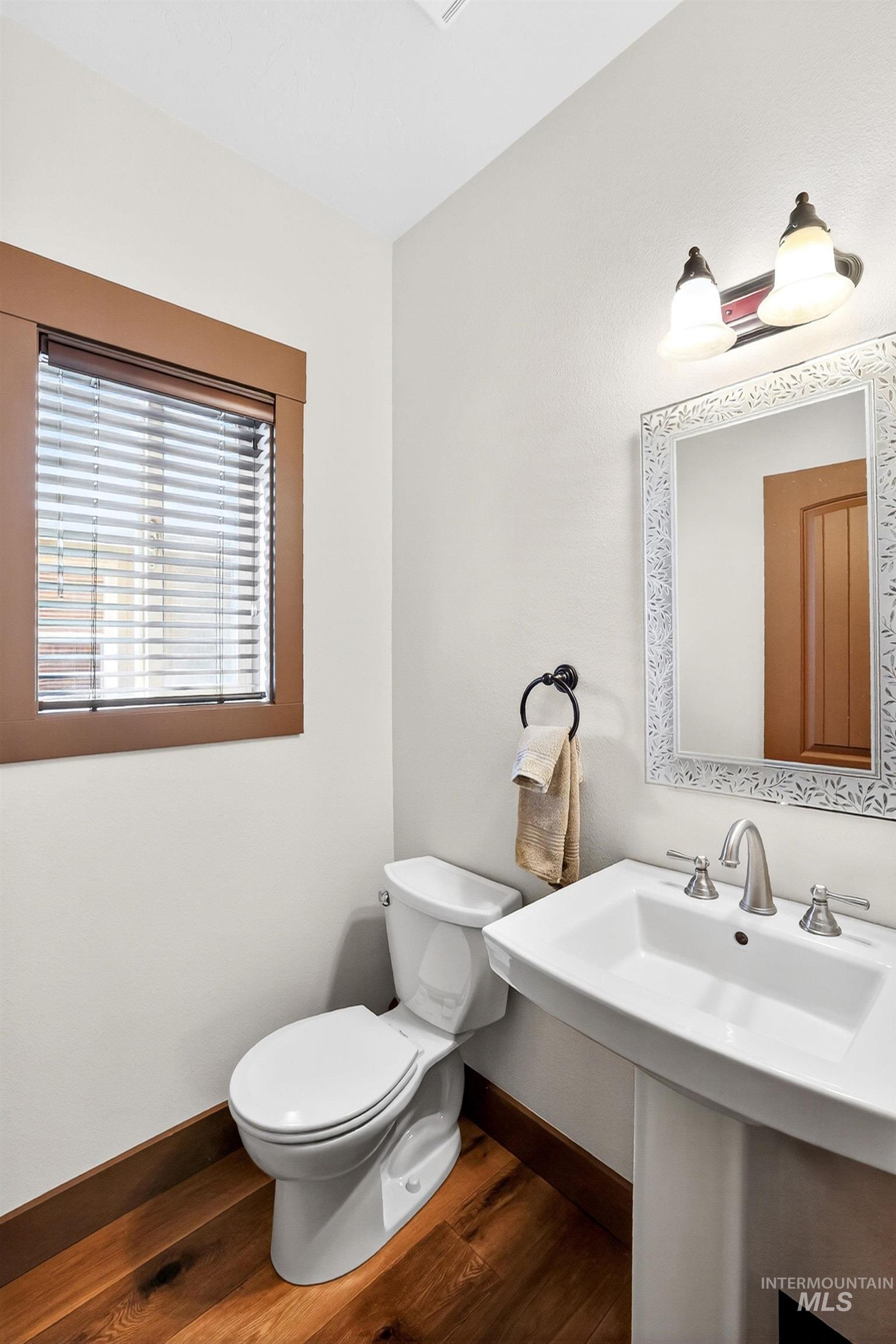 1678 Warren Wagon Rd, McCall, Idaho 83638, 3 Bedrooms, 2.5 Bathrooms, Residential For Sale, Price $750,000, 98983286