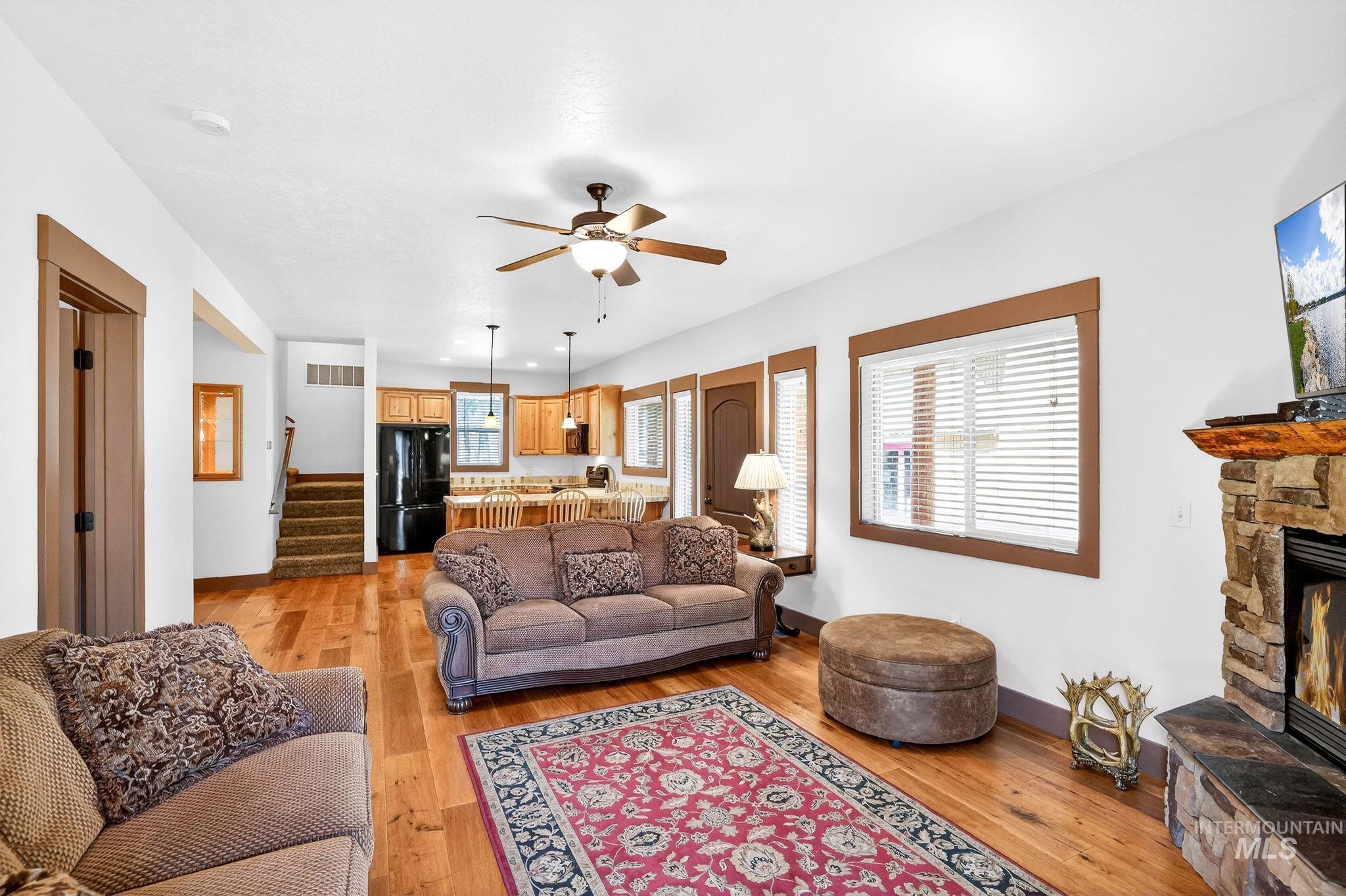 1678 Warren Wagon Rd, McCall, Idaho 83638, 3 Bedrooms, 2.5 Bathrooms, Residential For Sale, Price $750,000, 98983286