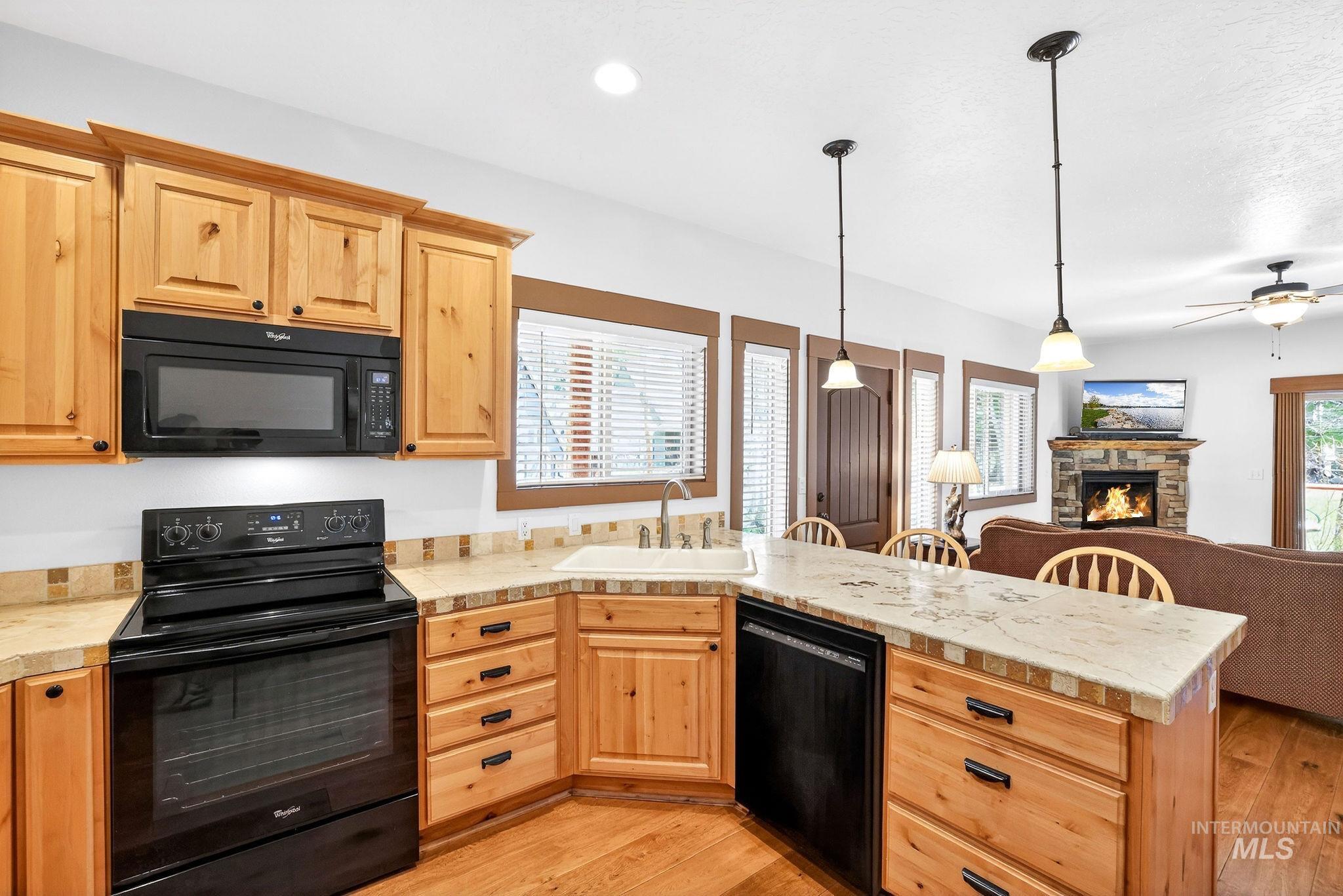 1678 Warren Wagon Rd, McCall, Idaho 83638, 3 Bedrooms, 2.5 Bathrooms, Residential For Sale, Price $750,000, 98983286