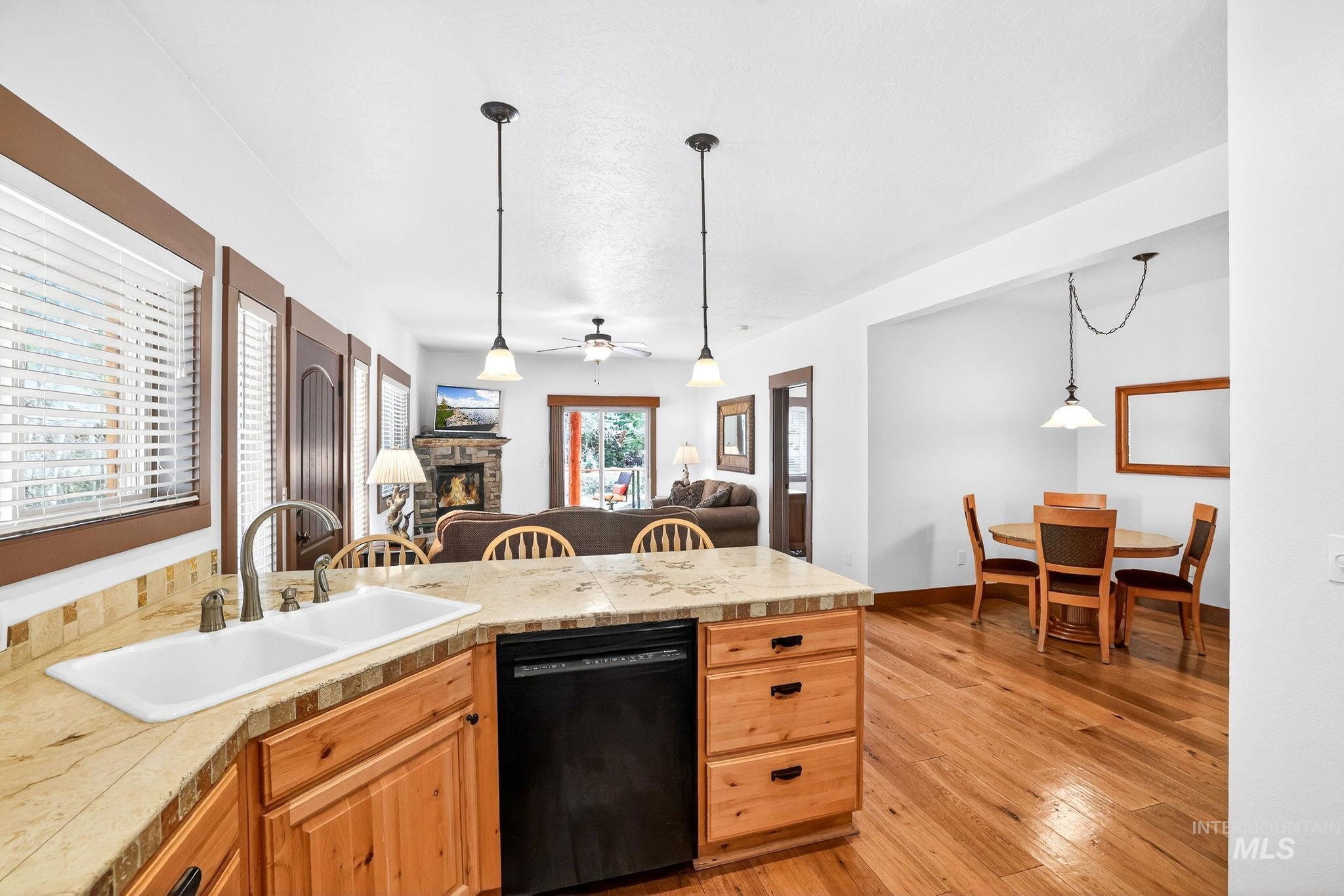 1678 Warren Wagon Rd, McCall, Idaho 83638, 3 Bedrooms, 2.5 Bathrooms, Residential For Sale, Price $750,000, 98983286