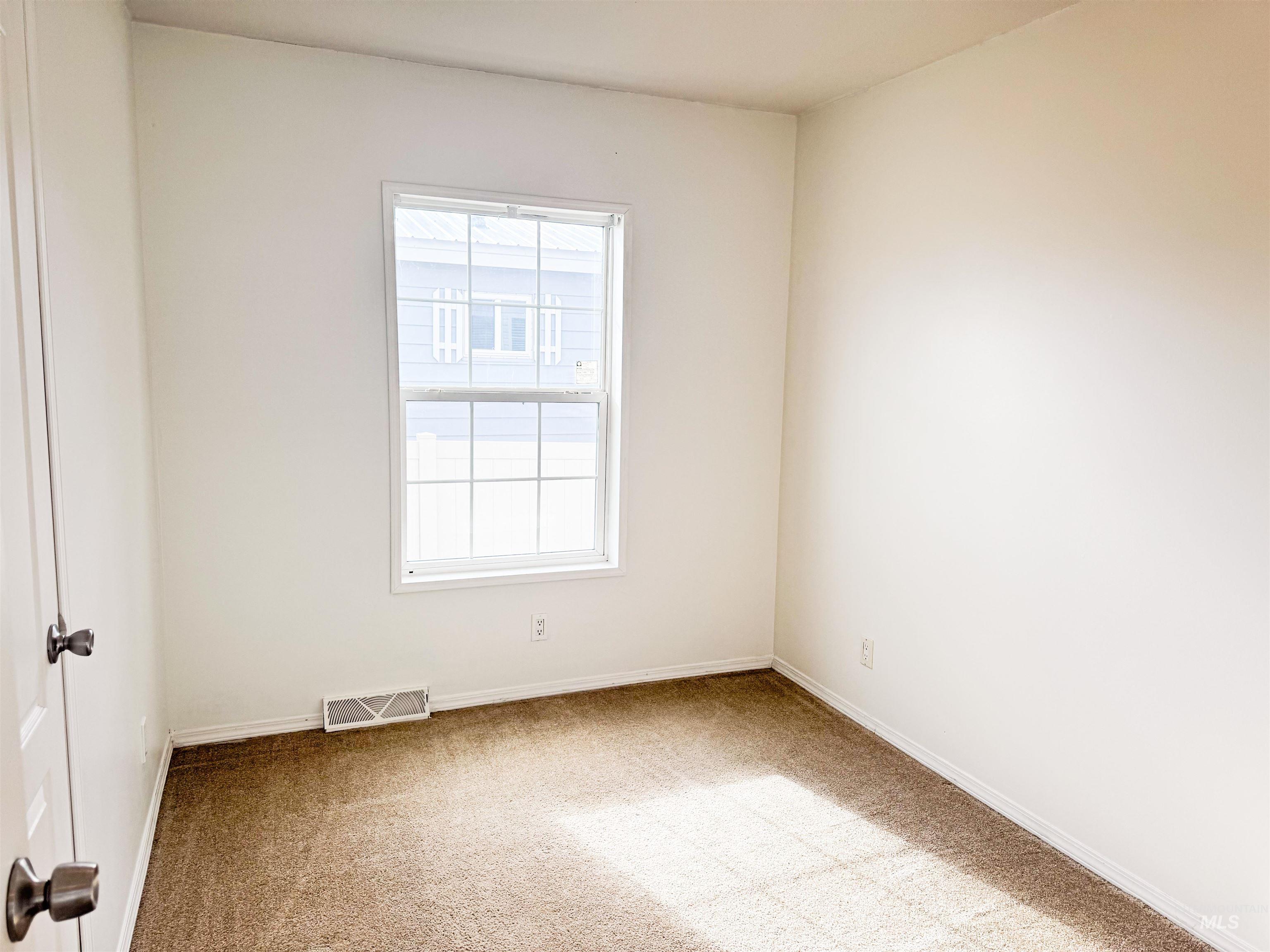 2109 Blue Sage Lane, Boise, Idaho 83716-5726, 3 Bedrooms, 2 Bathrooms, Residential For Sale, Price $129,500, 98983287