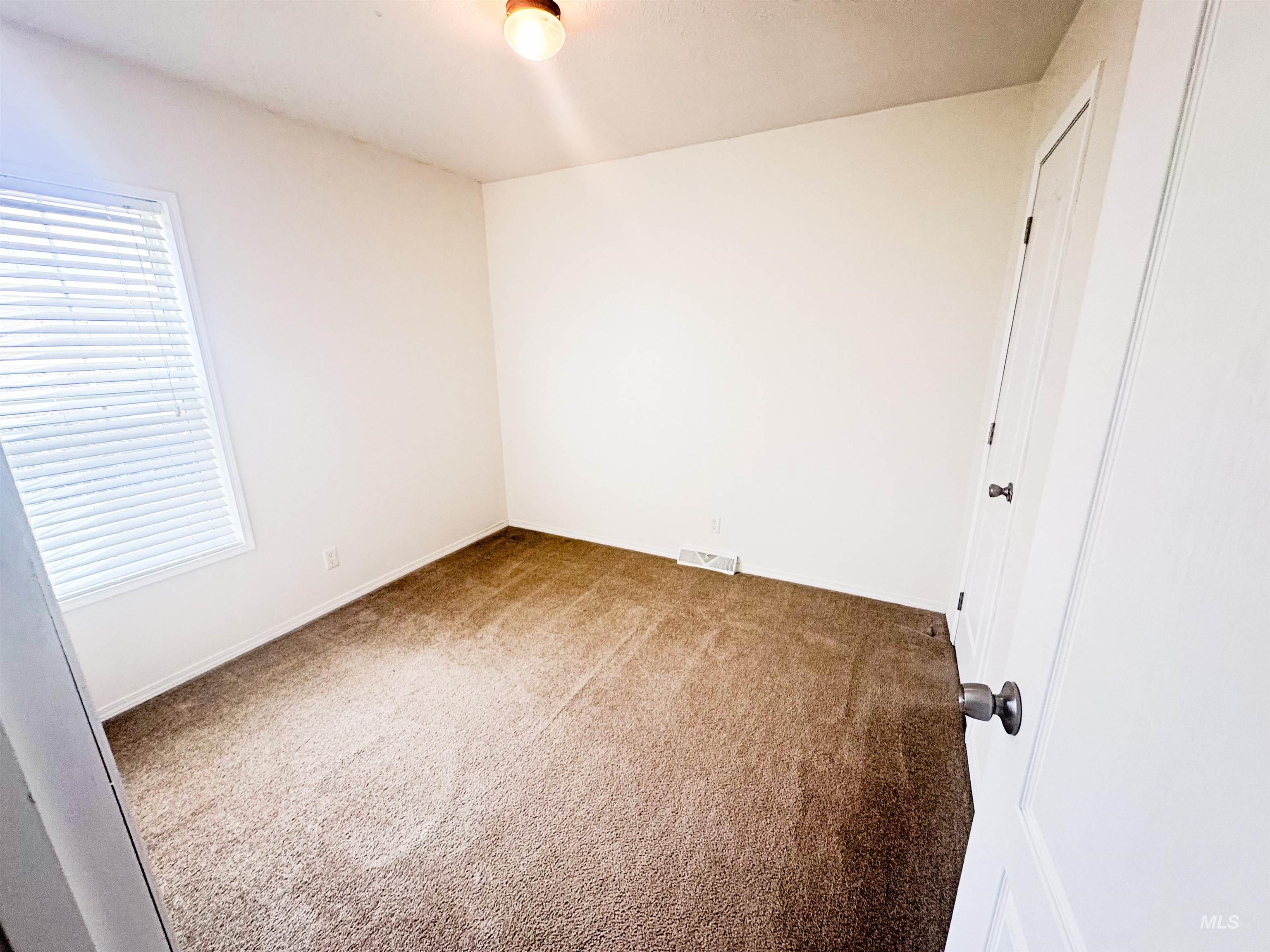 2109 Blue Sage Lane, Boise, Idaho 83716-5726, 3 Bedrooms, 2 Bathrooms, Residential For Sale, Price $129,500, 98983287