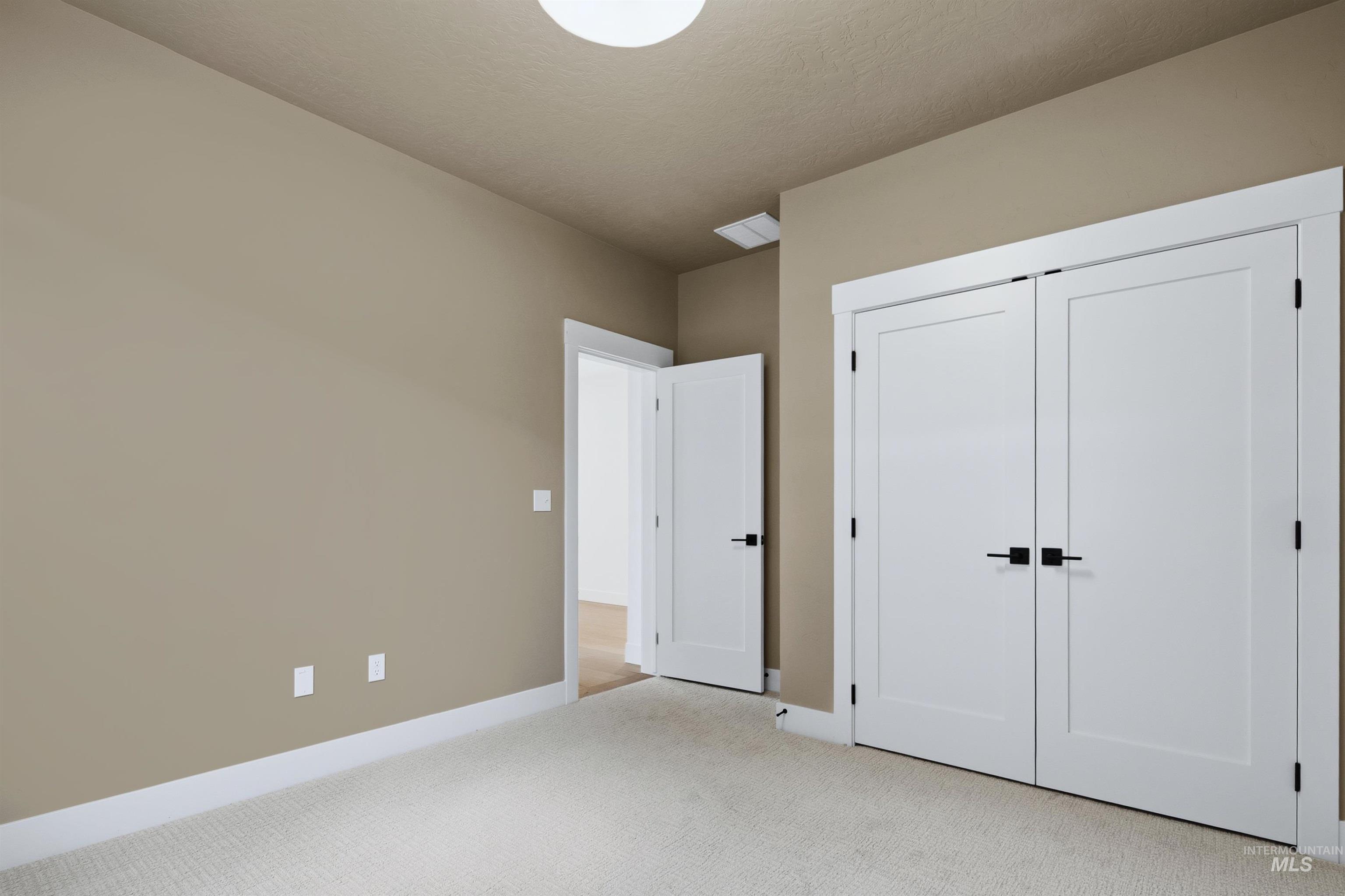 737 W Wrangler, Meridian, Idaho 83646, 3 Bedrooms, 2 Bathrooms, Residential For Sale, Price $606,900, 98983289