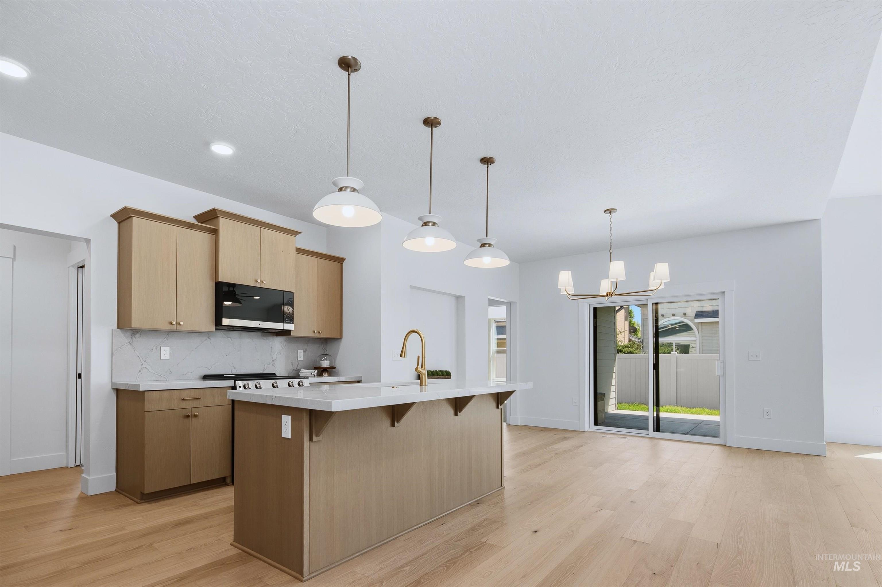 737 W Wrangler, Meridian, Idaho 83646, 3 Bedrooms, 2 Bathrooms, Residential For Sale, Price $606,900, 98983289