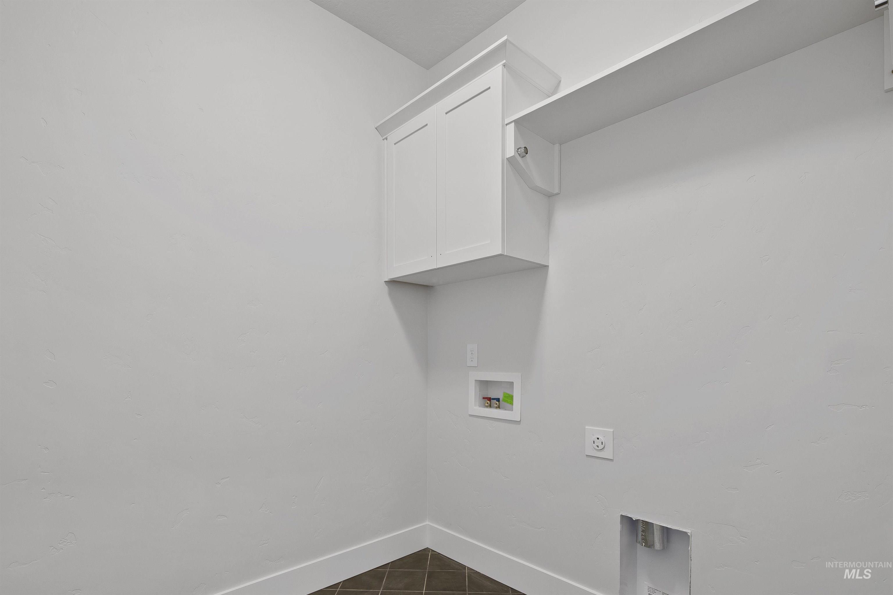 737 W Wrangler, Meridian, Idaho 83646, 3 Bedrooms, 2 Bathrooms, Residential For Sale, Price $606,900,MLS 98983289