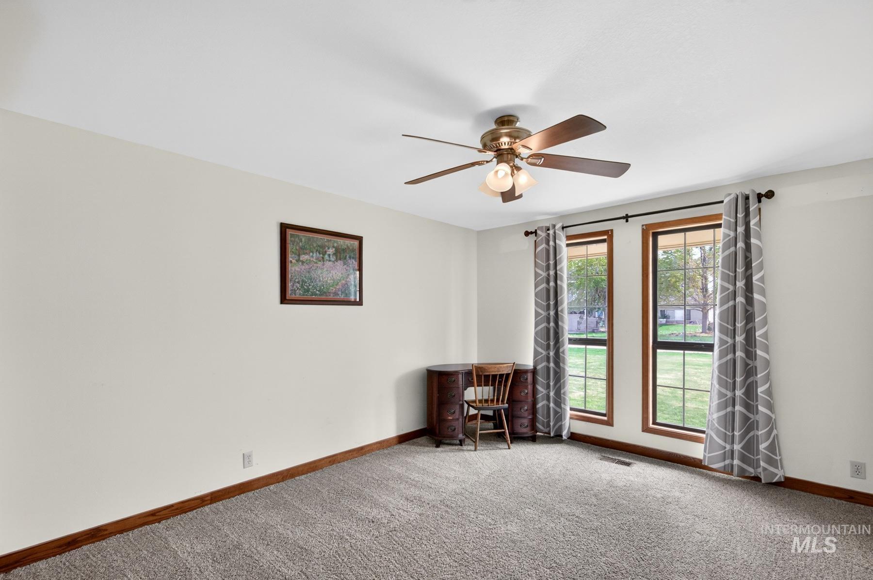 600 Donna Drive, Nampa, Idaho 83686-8860, 4 Bedrooms, 3 Bathrooms, Residential For Sale, Price $540,000,MLS 98983290