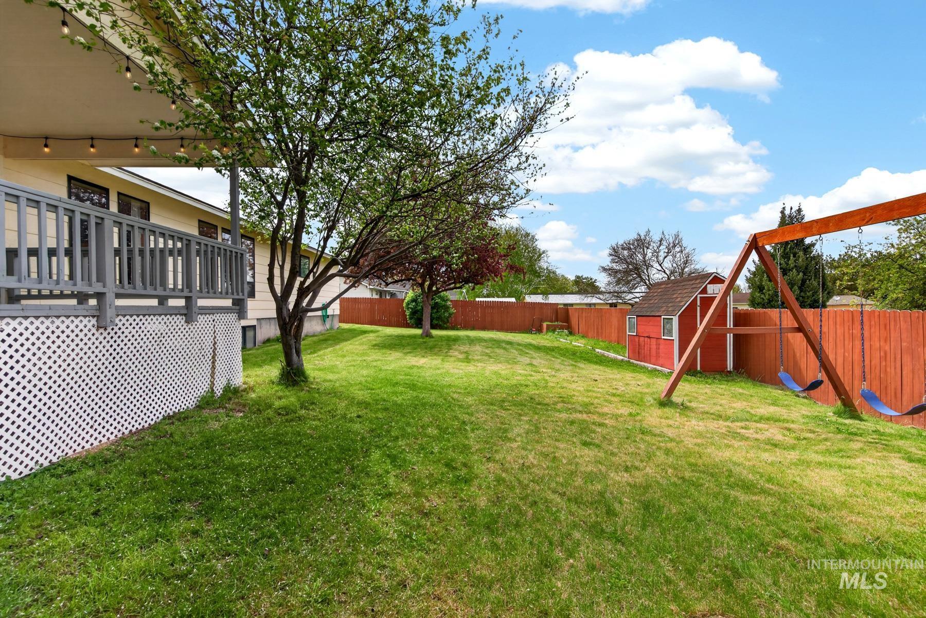 600 Donna Drive, Nampa, Idaho 83686-8860, 4 Bedrooms, 3 Bathrooms, Residential For Sale, Price $540,000,MLS 98983290